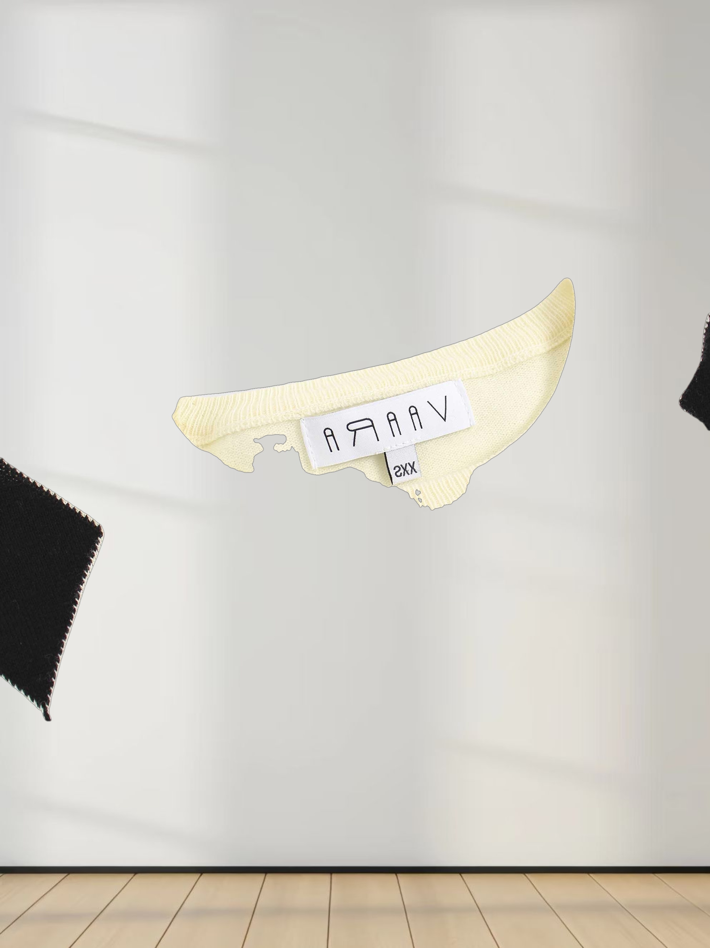 Printed Sweater-Cream with Black Diamond Design