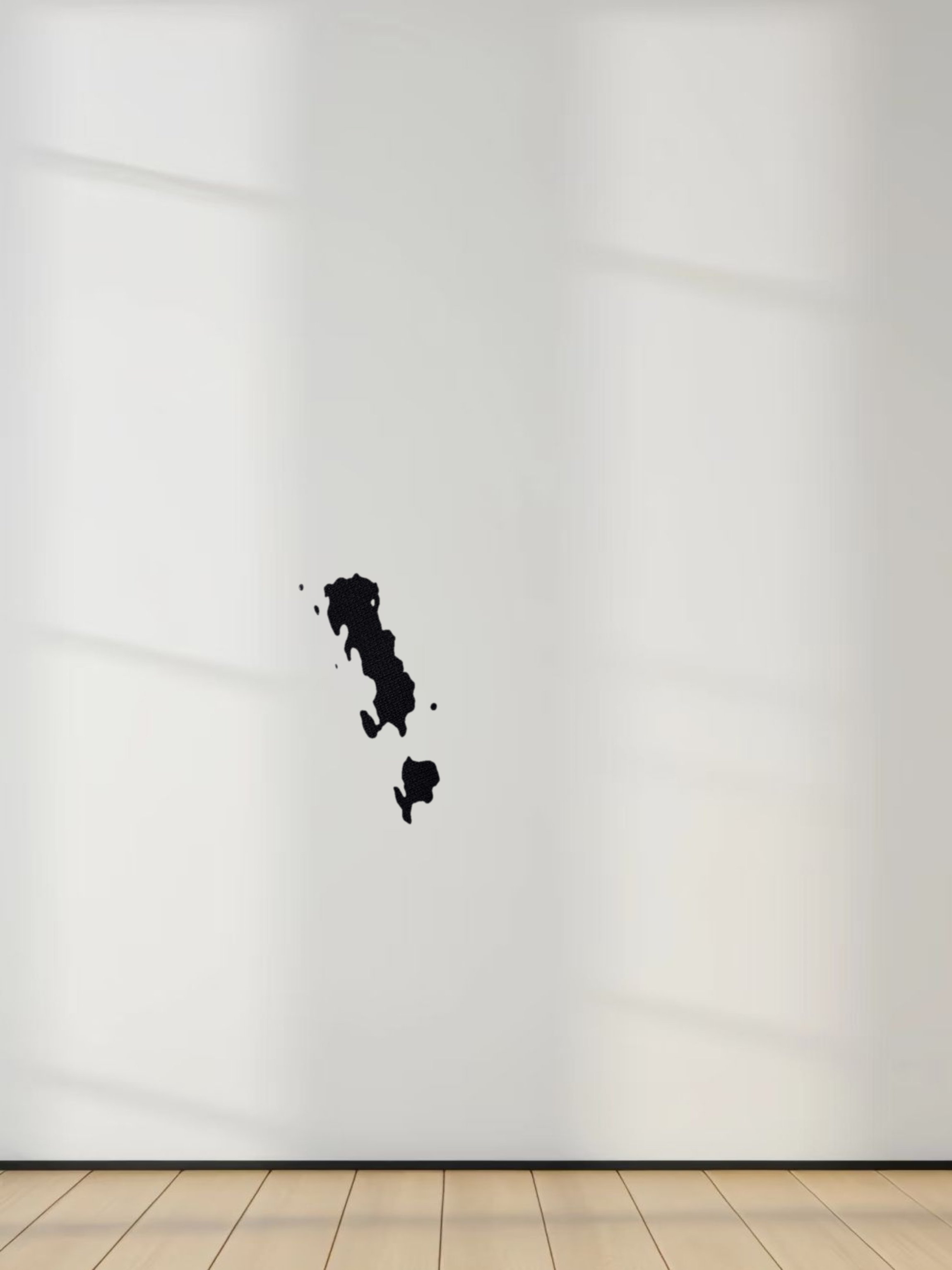 Thin Stripe Turtleneck  Sweater-Black/White