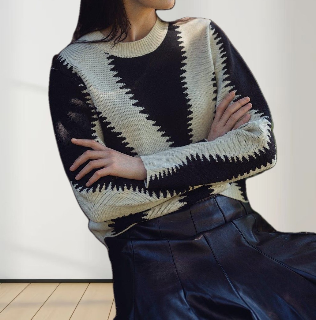 Wave Sweater-Black/White