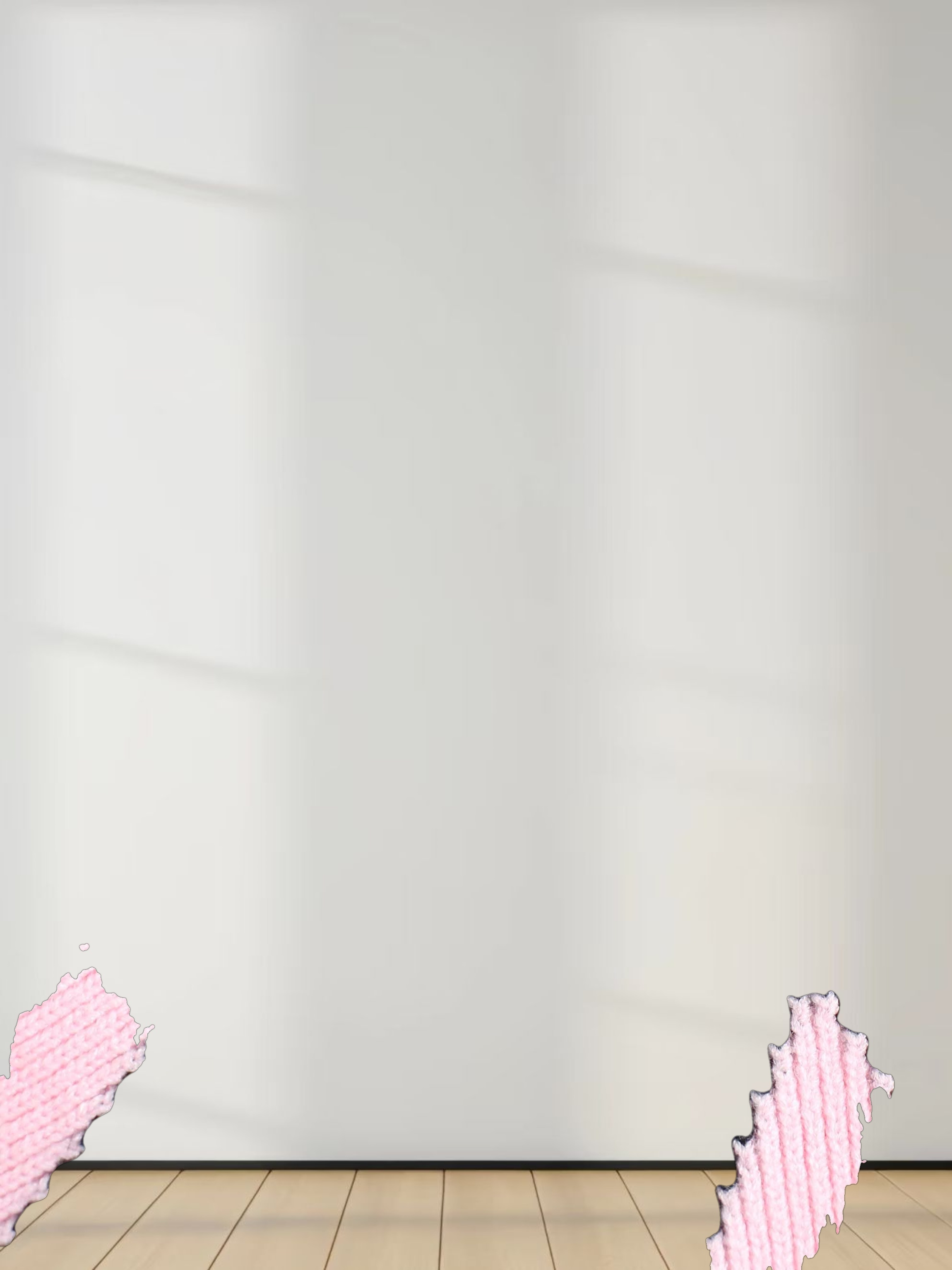 Center Diamond Sweater-Black/Pink