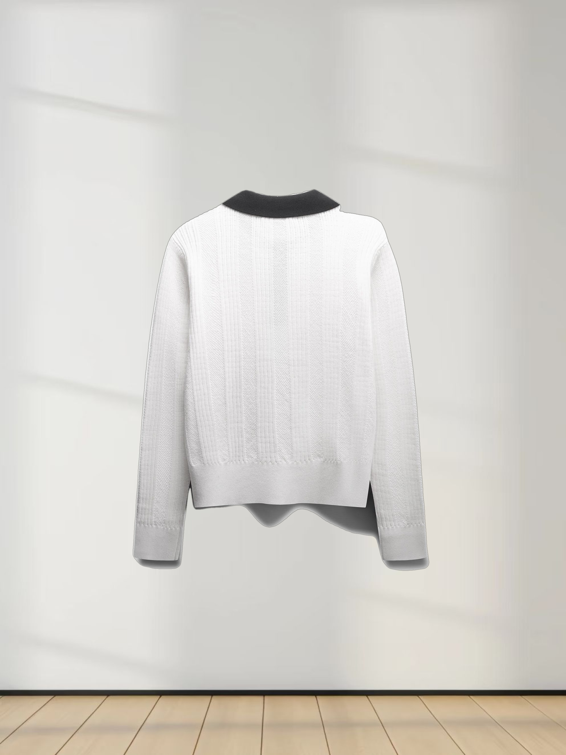 Knit Detail Collar Sweater-White/Black