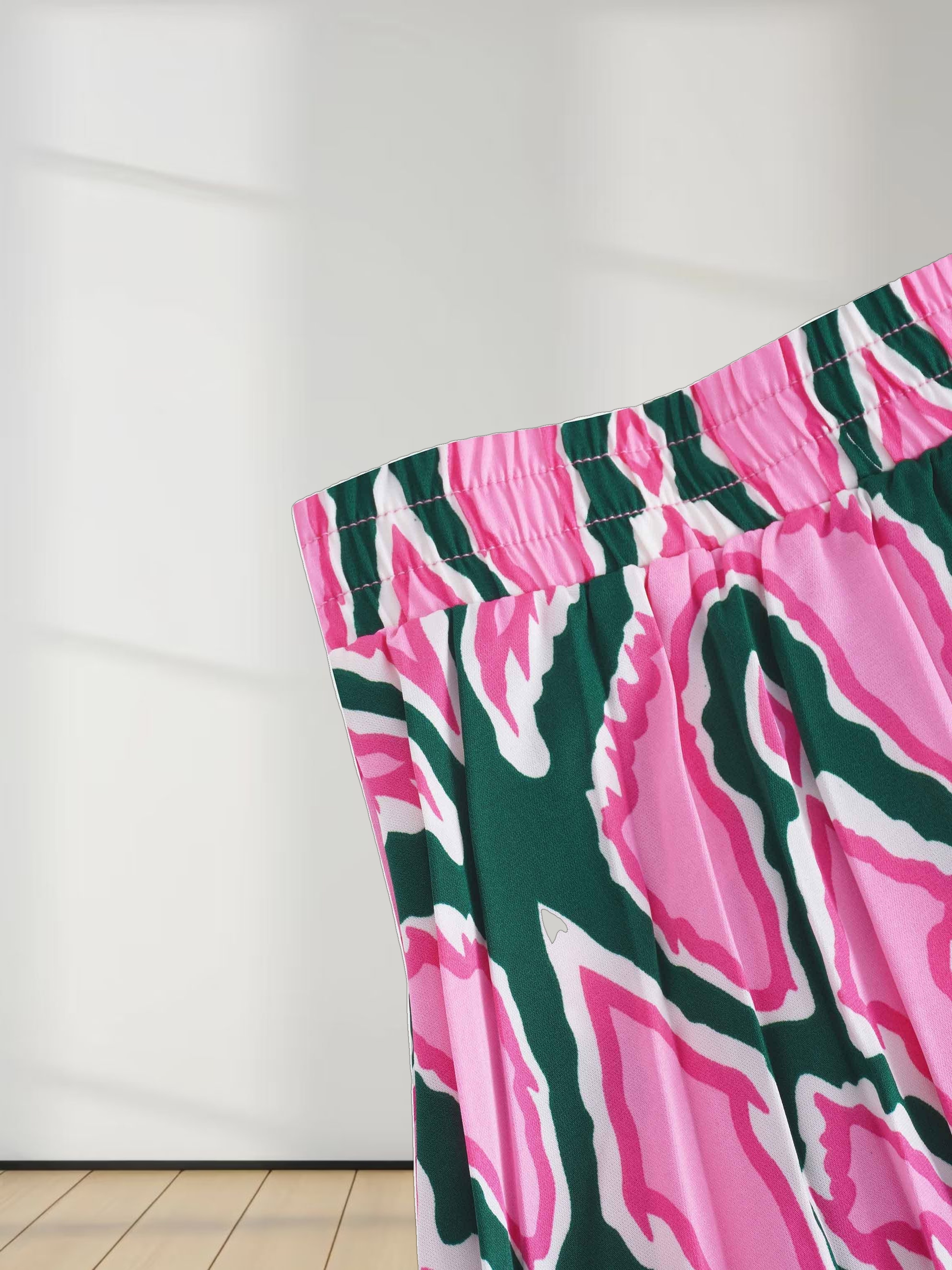 Covered Band Pleated Skirt- Pink/Green