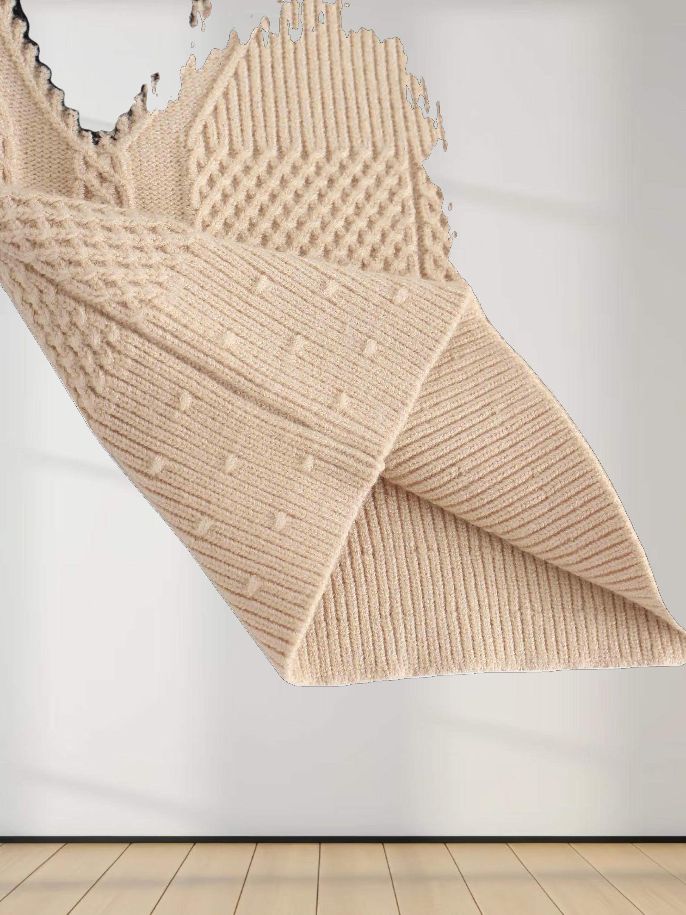 Center Diamond Sweater-Ivory/Black