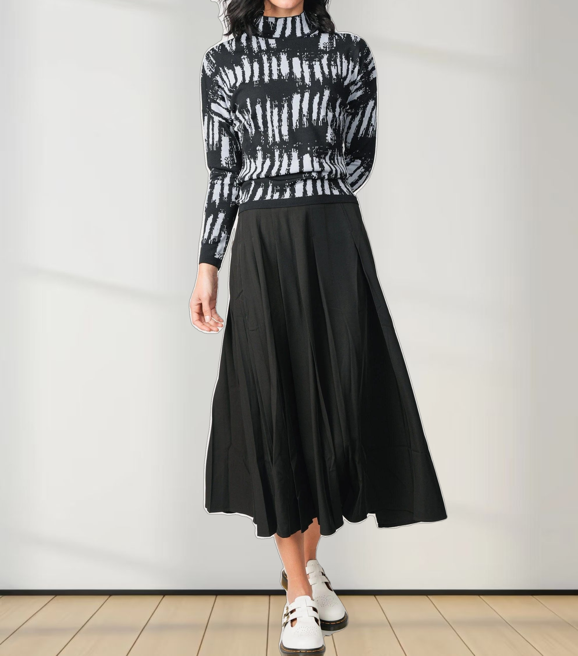 STITCHED DOWN PLEATED SKIRT(LONG)-BLACK