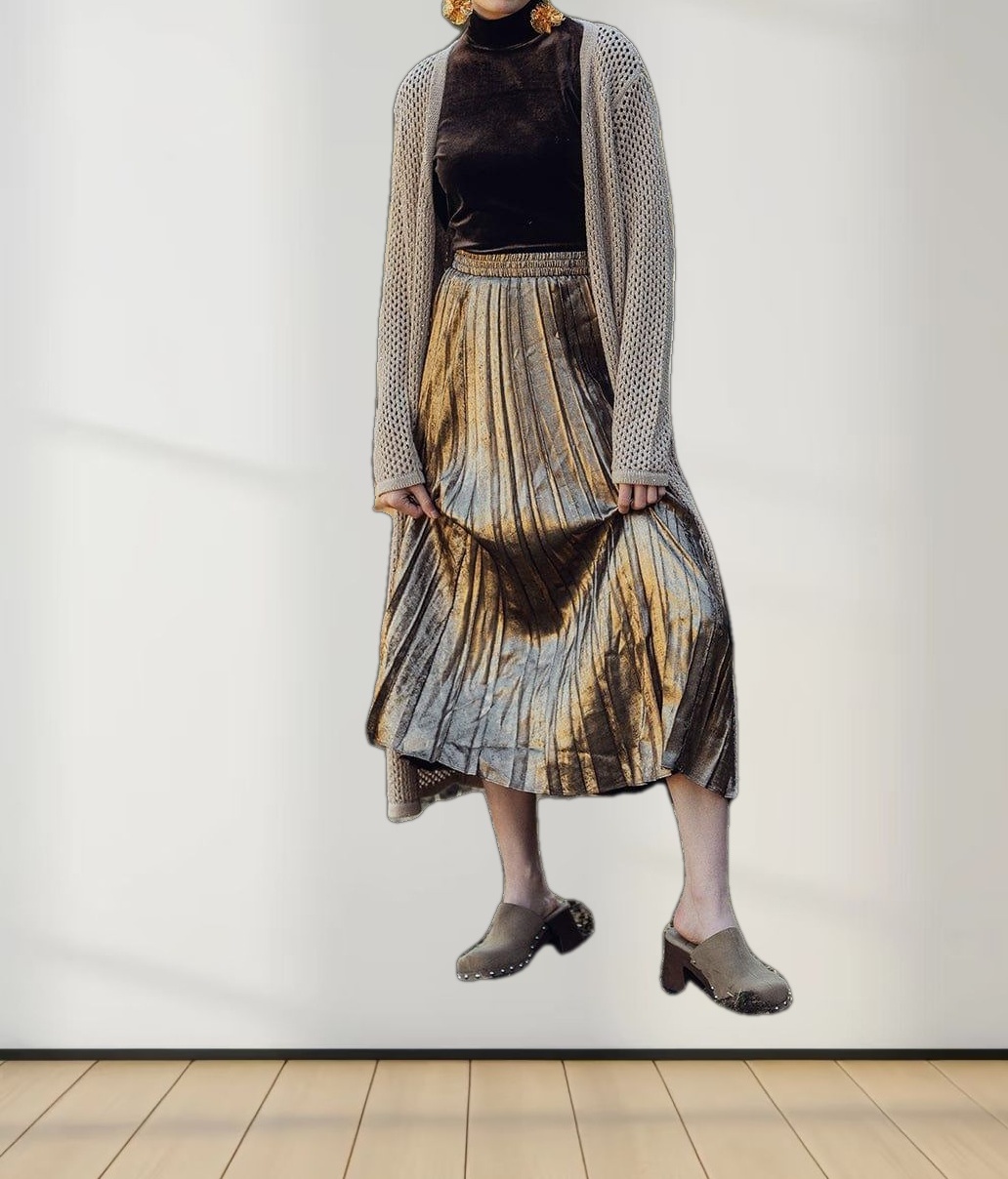 Velour Mock Neck Turtleneck-Brown