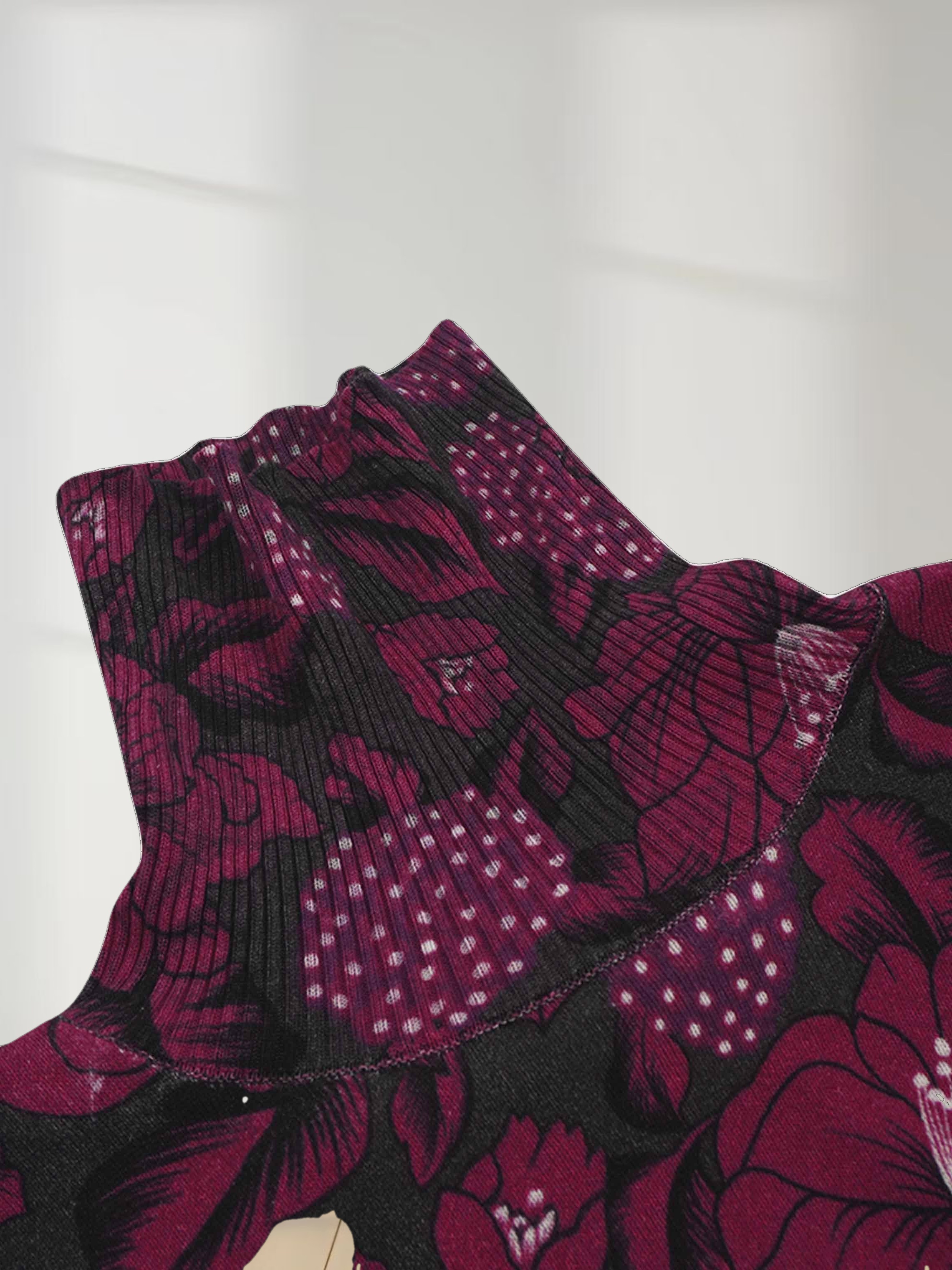 Thin Knit Turtleneck Sweater-Grey Pink Floral