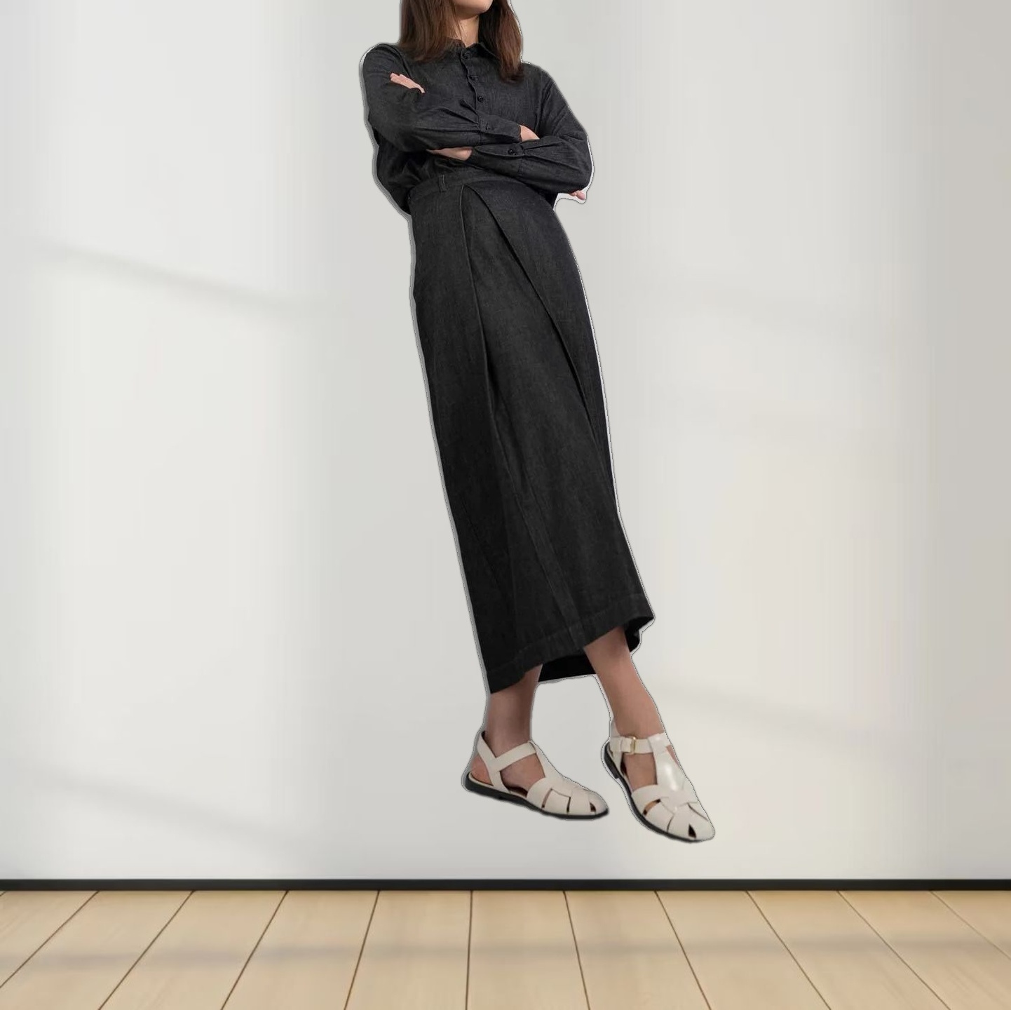 Side Inverted Pleat Denim Skirt-Black