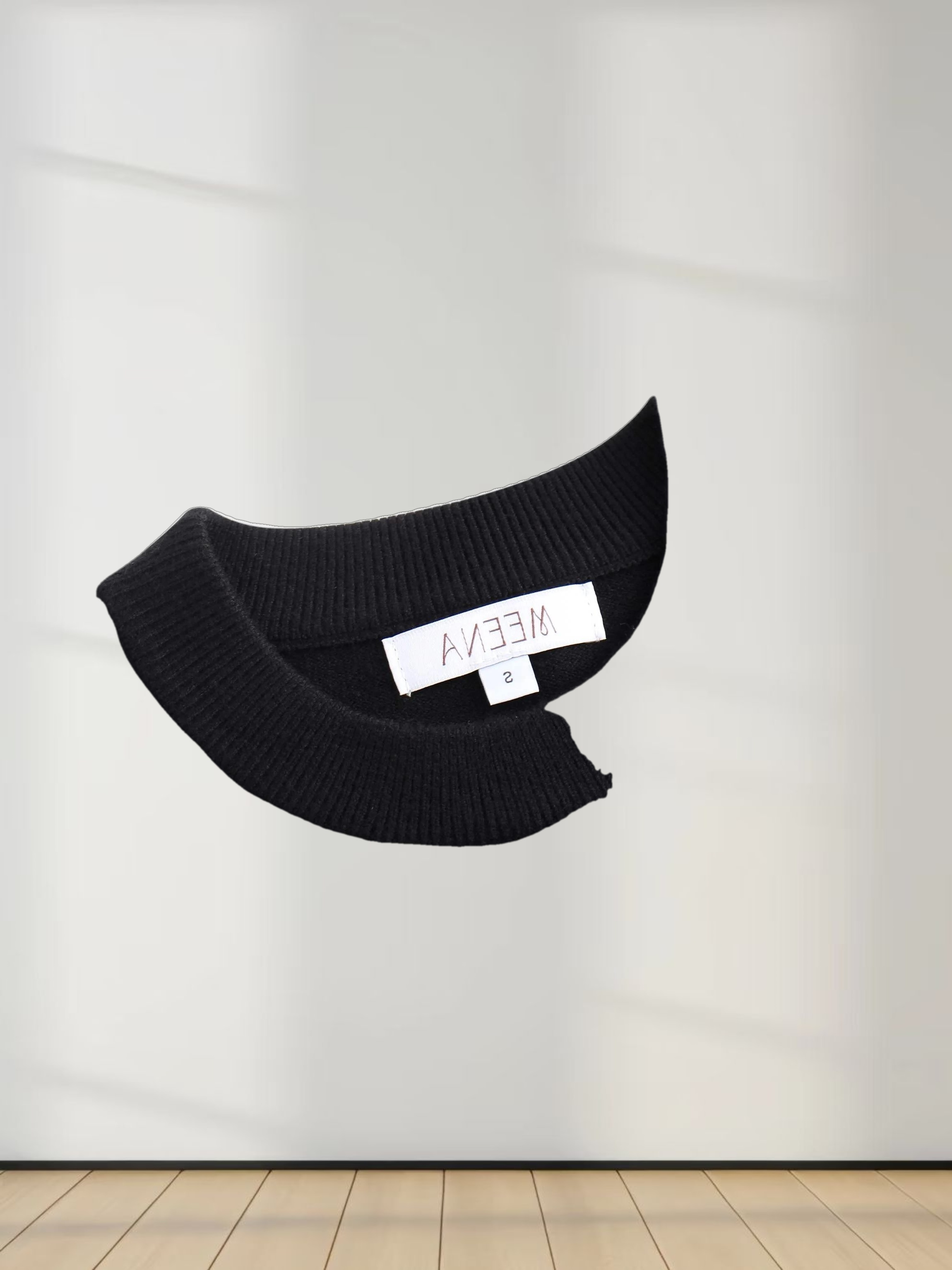 Diamond Stud Design Sweater-Black