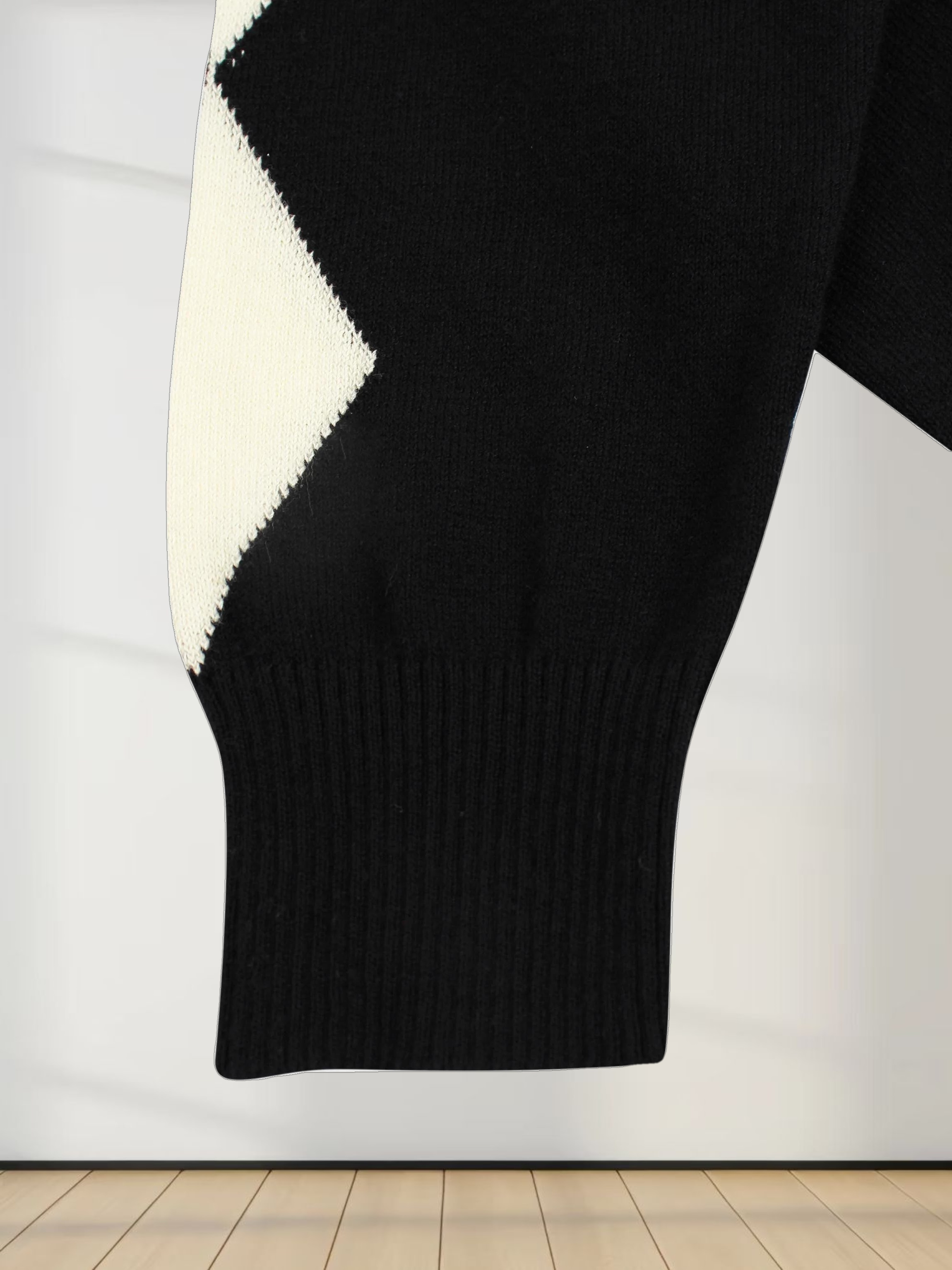 Printed Sweater-Black with Cream Diamond Design