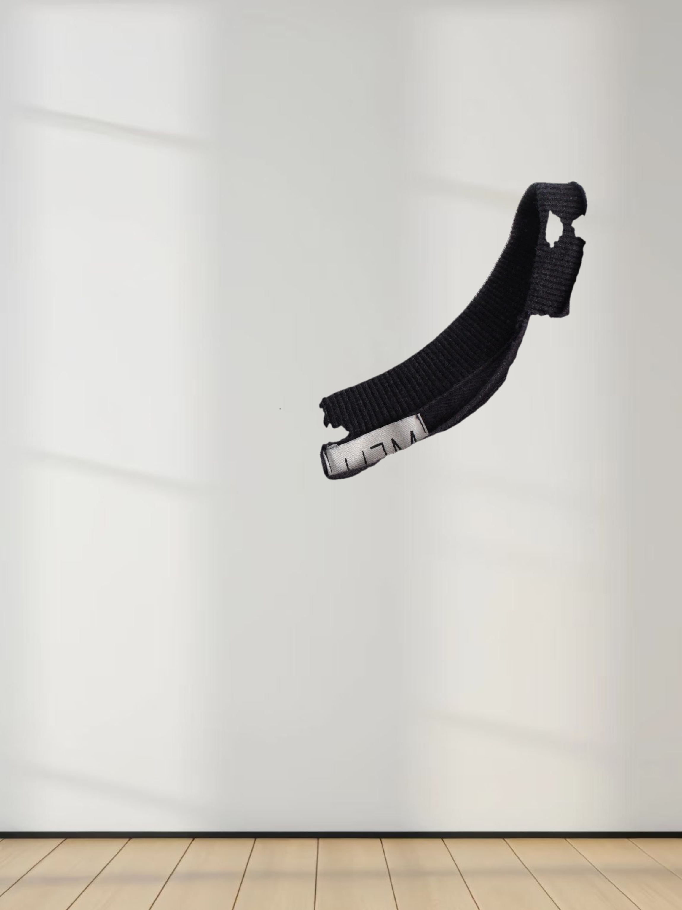 OMBRE PLEAT BACK TEE-BLACK