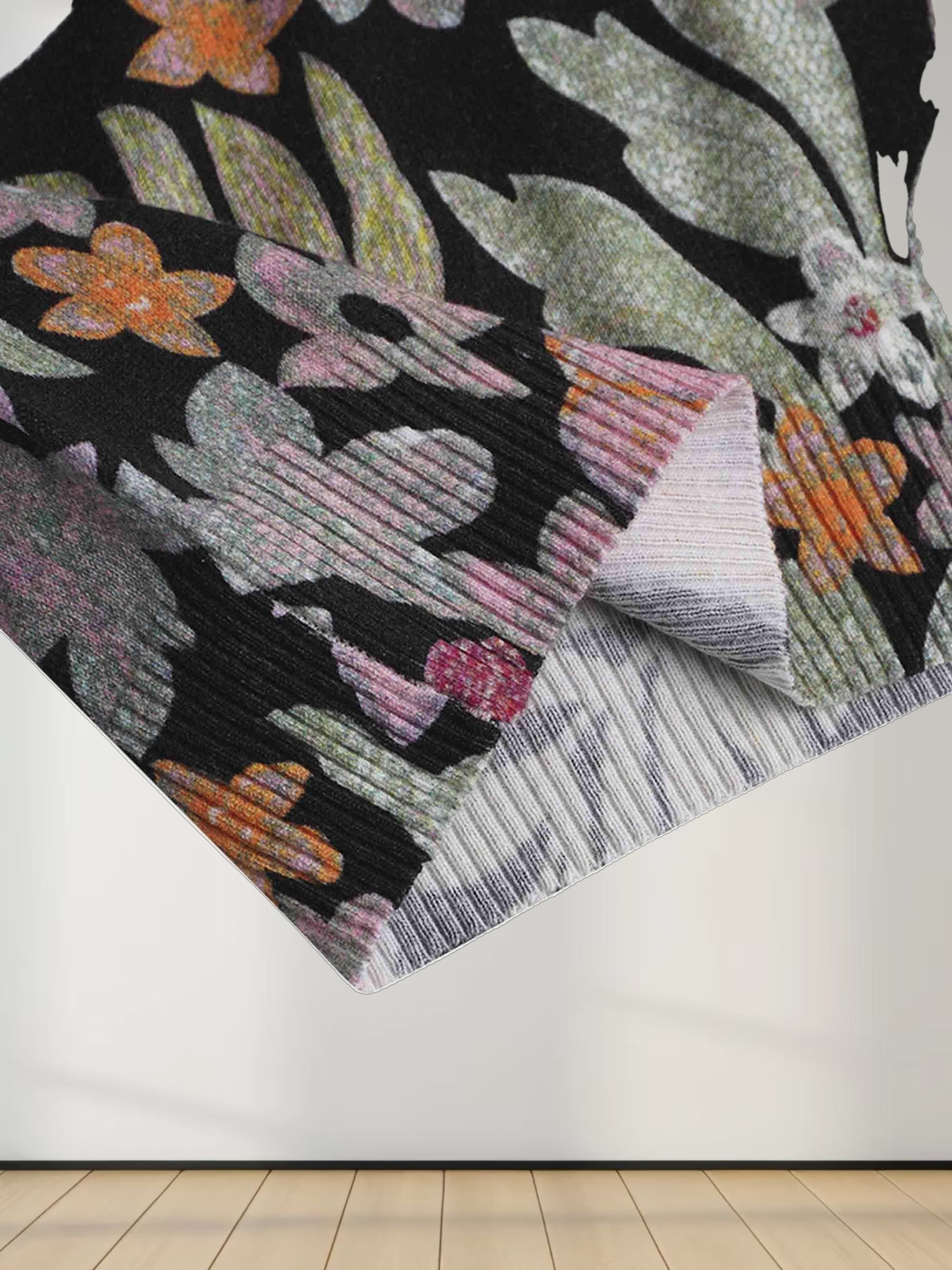 Printed Sweater-Black Floral