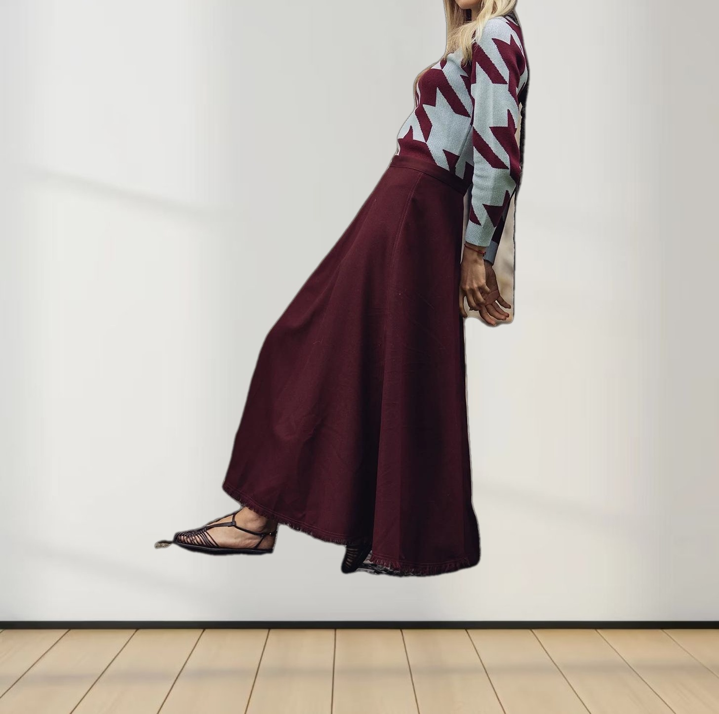 Oversized Houndstooth Sweater-Light Blue/Burgundy