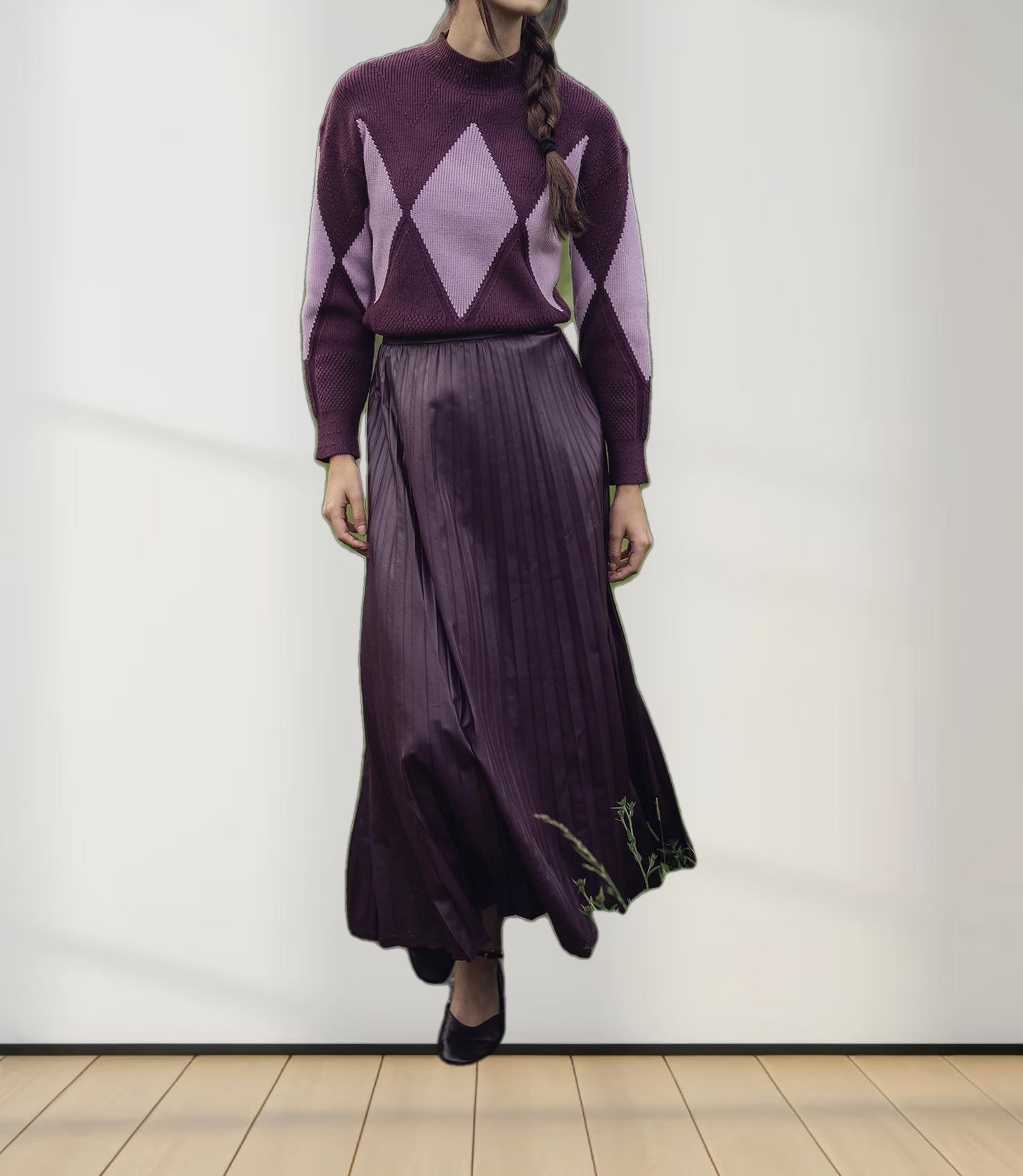 Center Diamond Sweater-Wine/Lilac