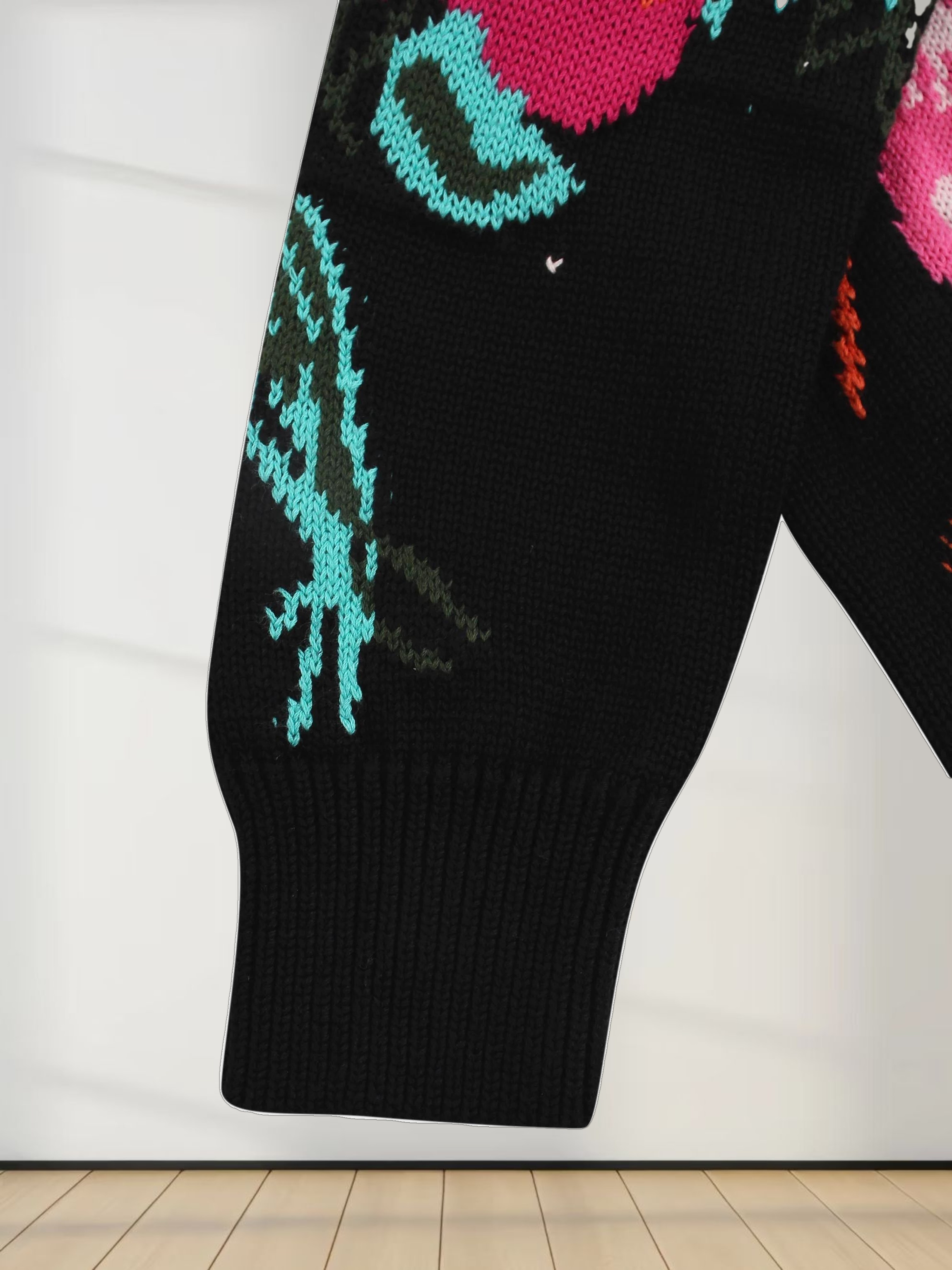 Floral Motif Sweater-Black