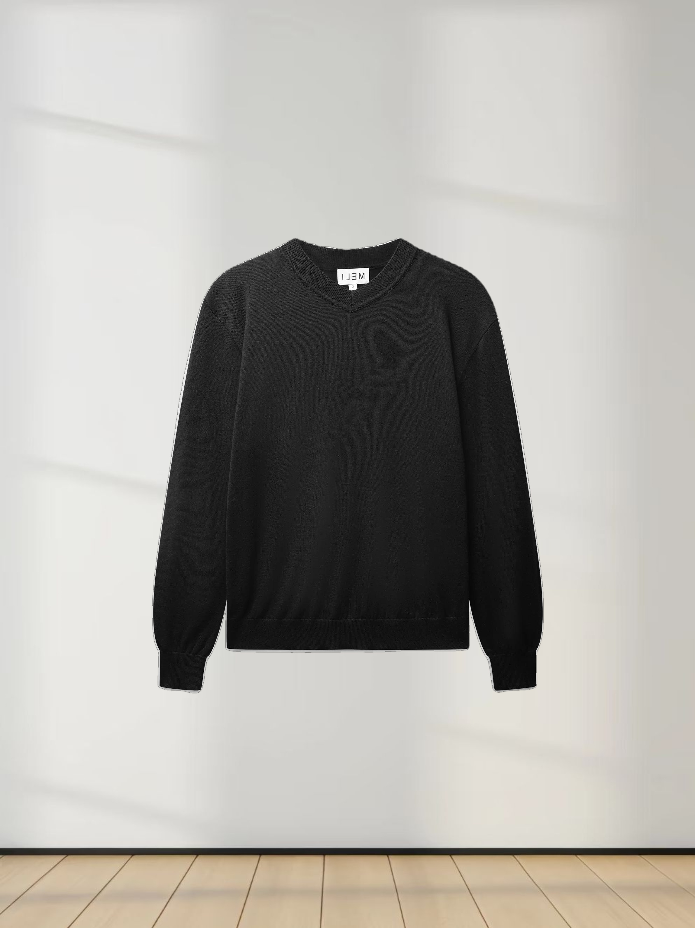 High V Lightweight Sweater-Black