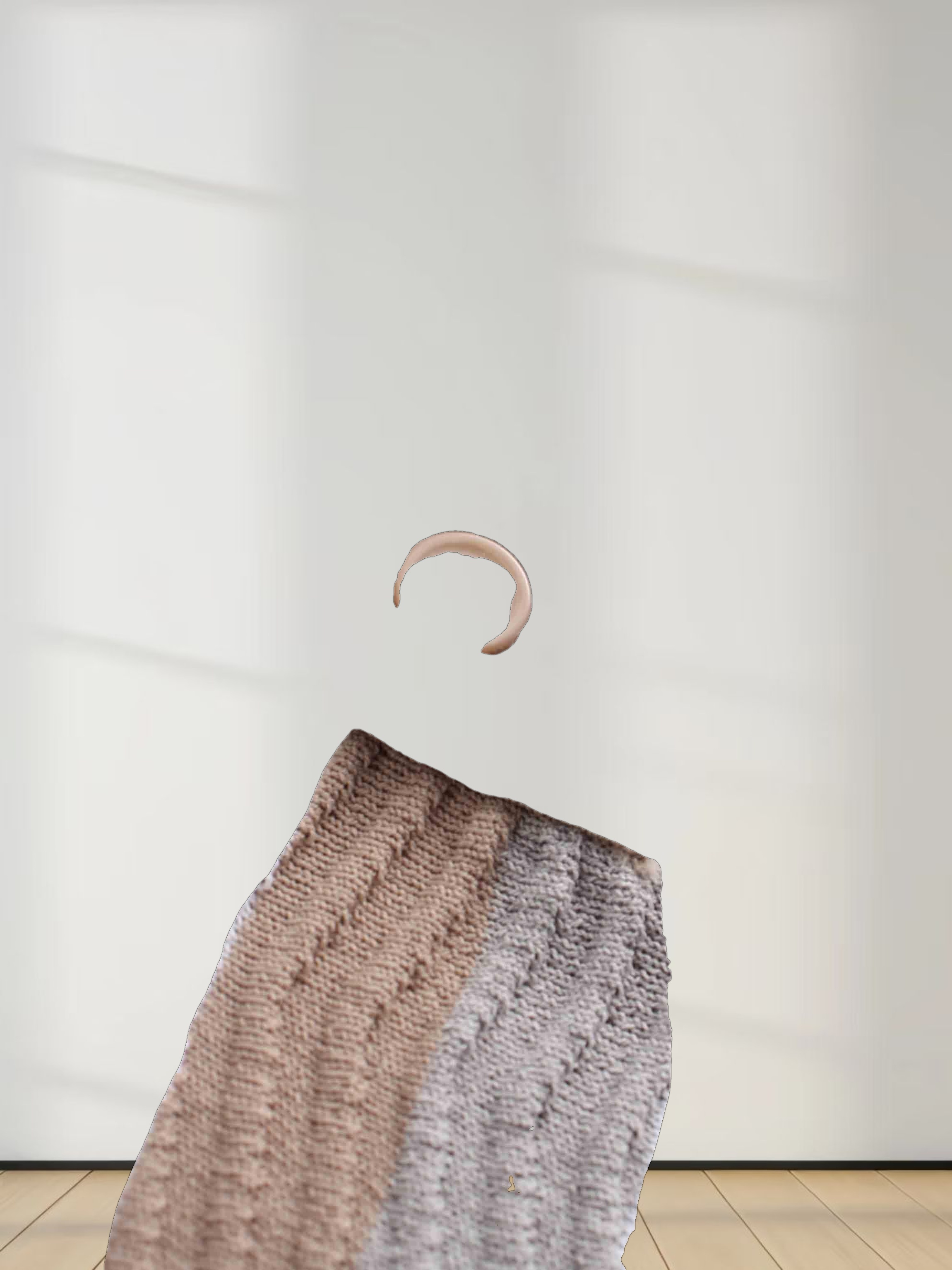 Scallop Edge Collar Sweater-Tan/White/Grey