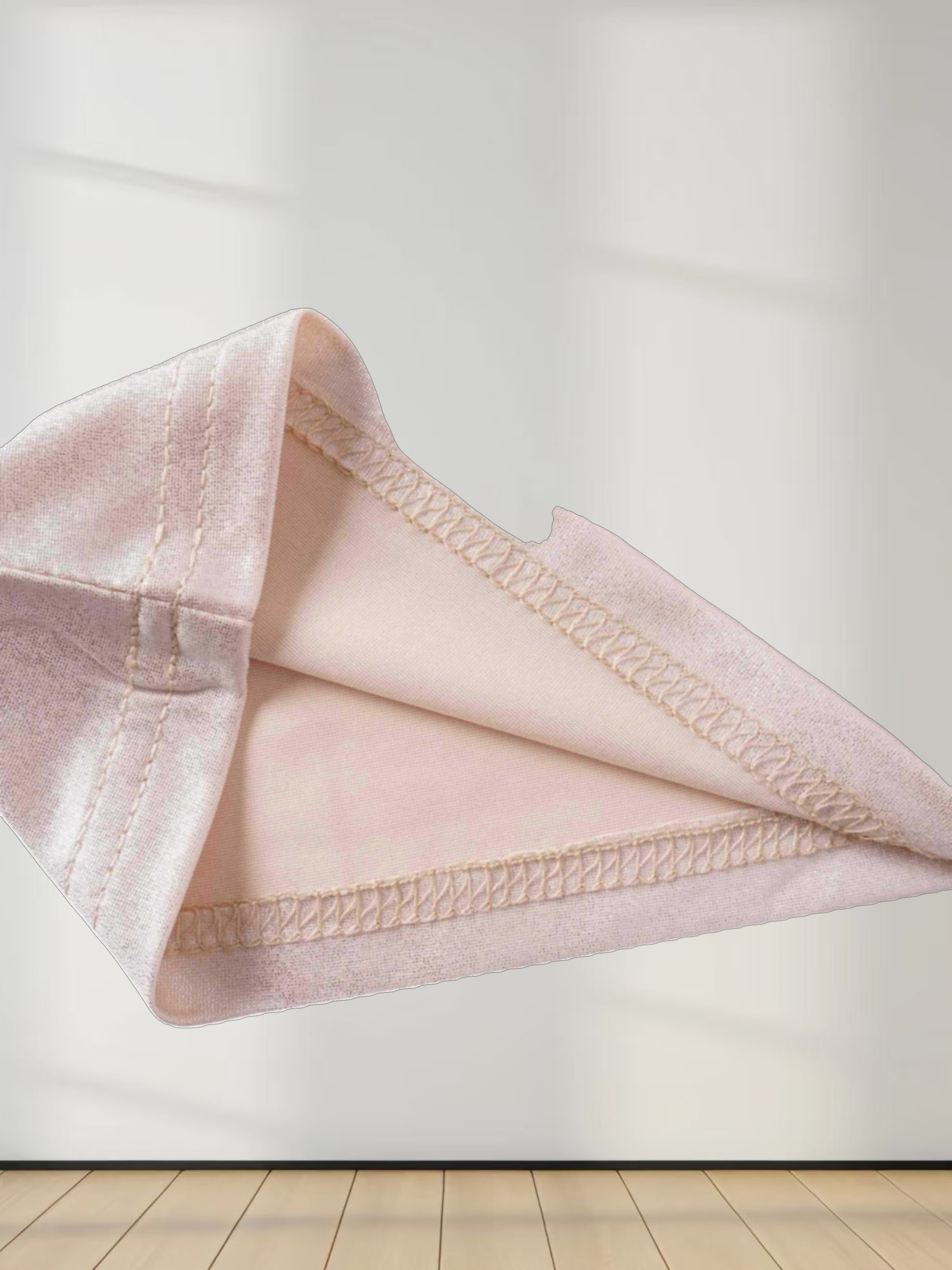 Shimmer Turtleneck-Cream/Silver