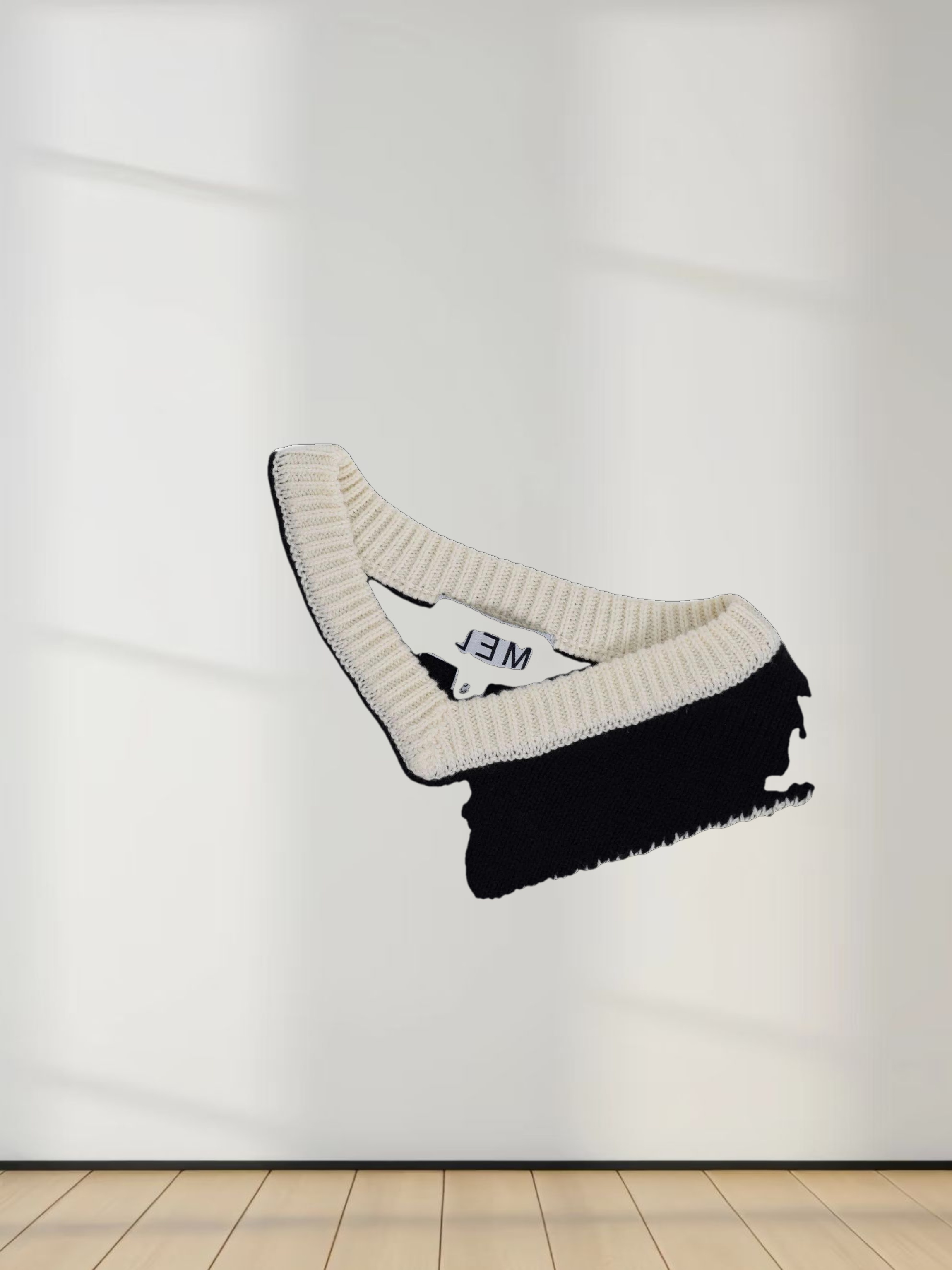 V Neck Stripe Sweater-Cream/Black