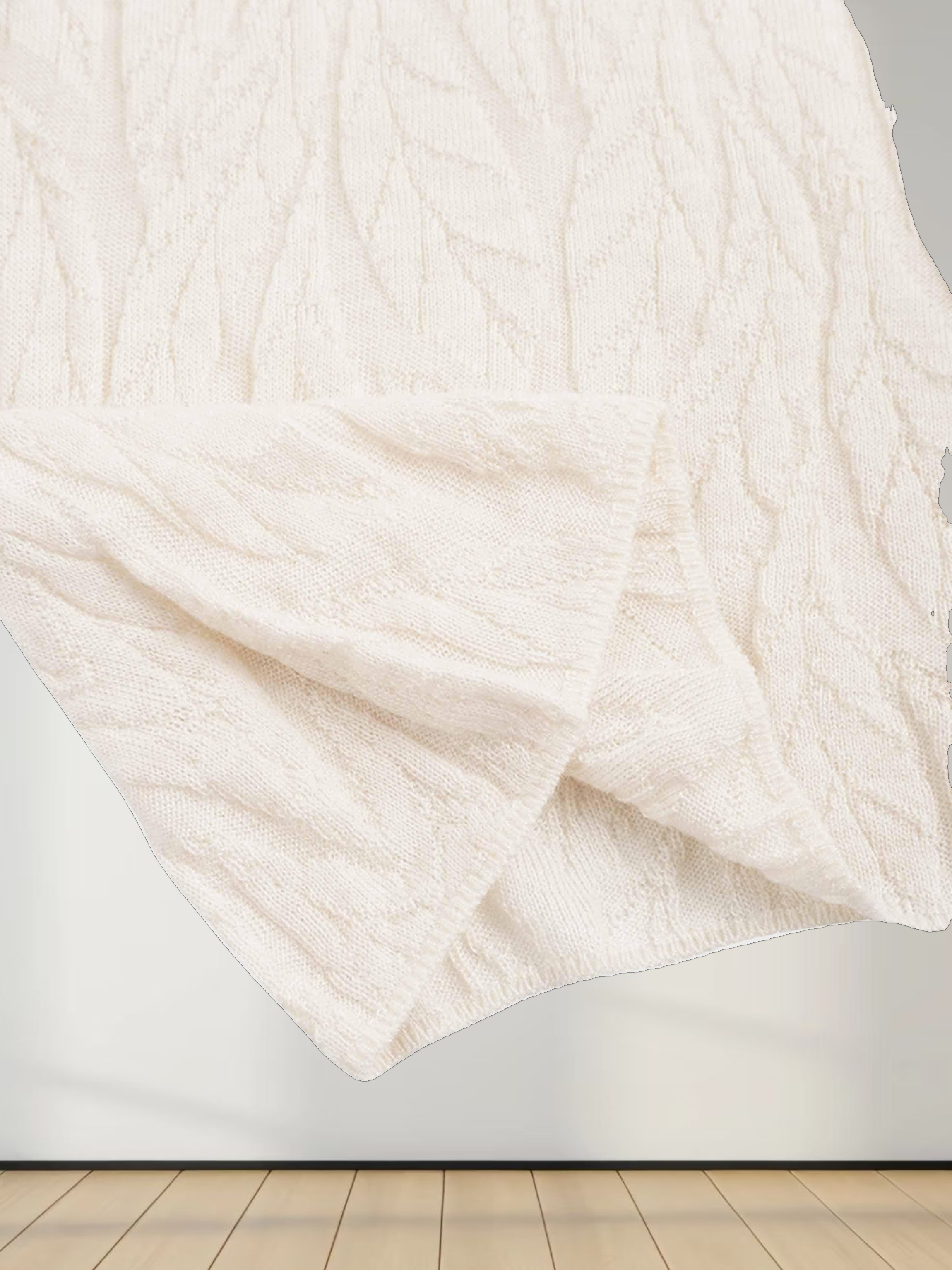 Leaf Design Turtleneck-Blush