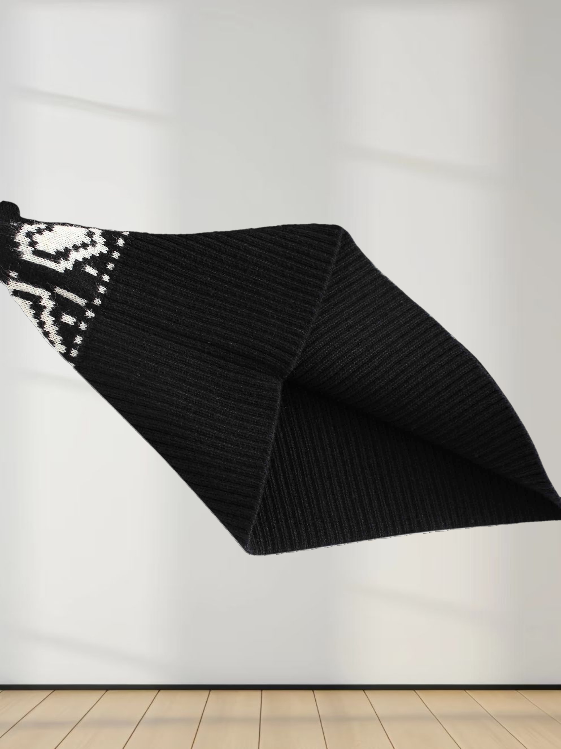 Designed Sweater-White Combo Print