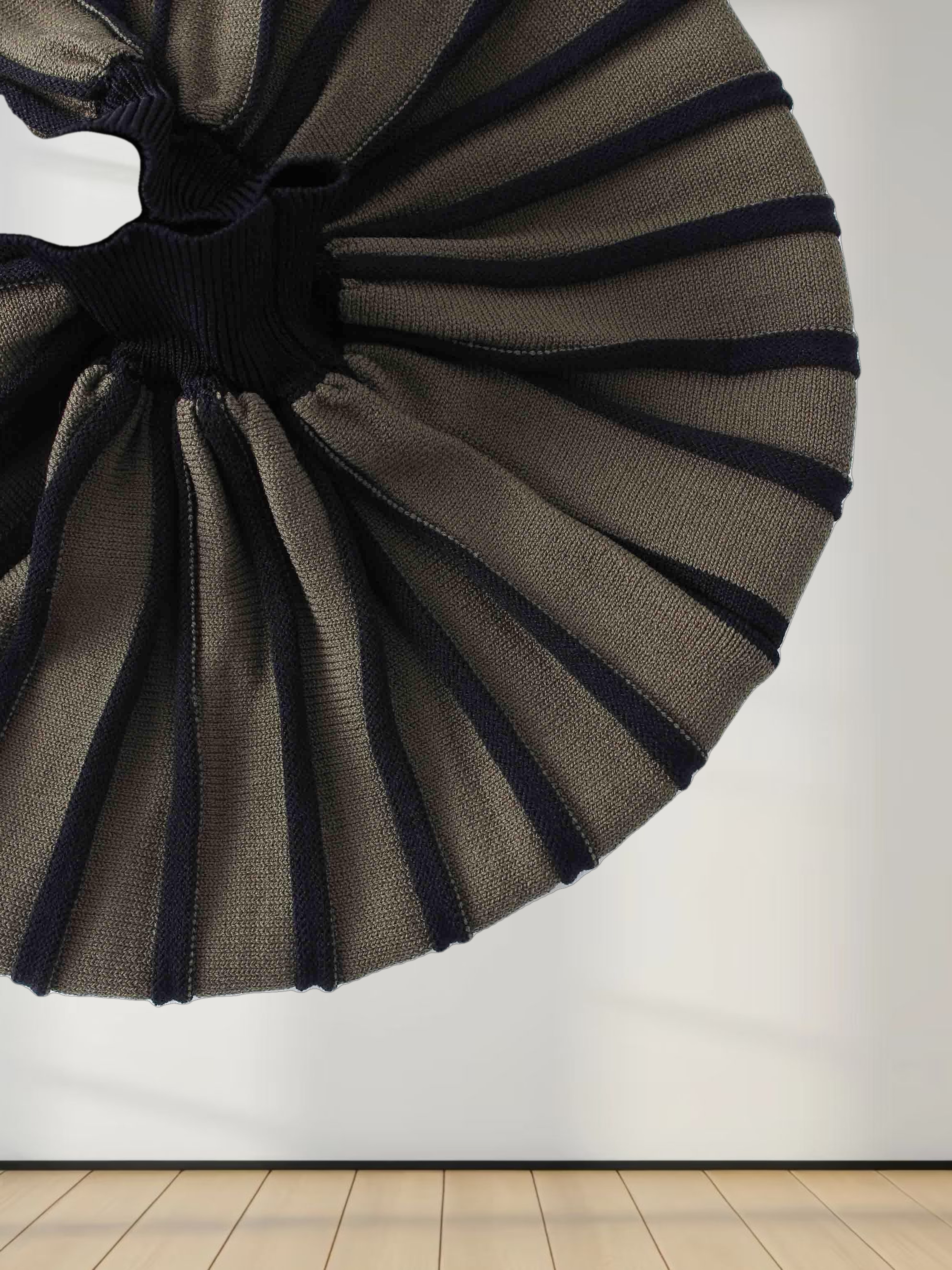 Balloon Sleeve Sweater-Black/Olive