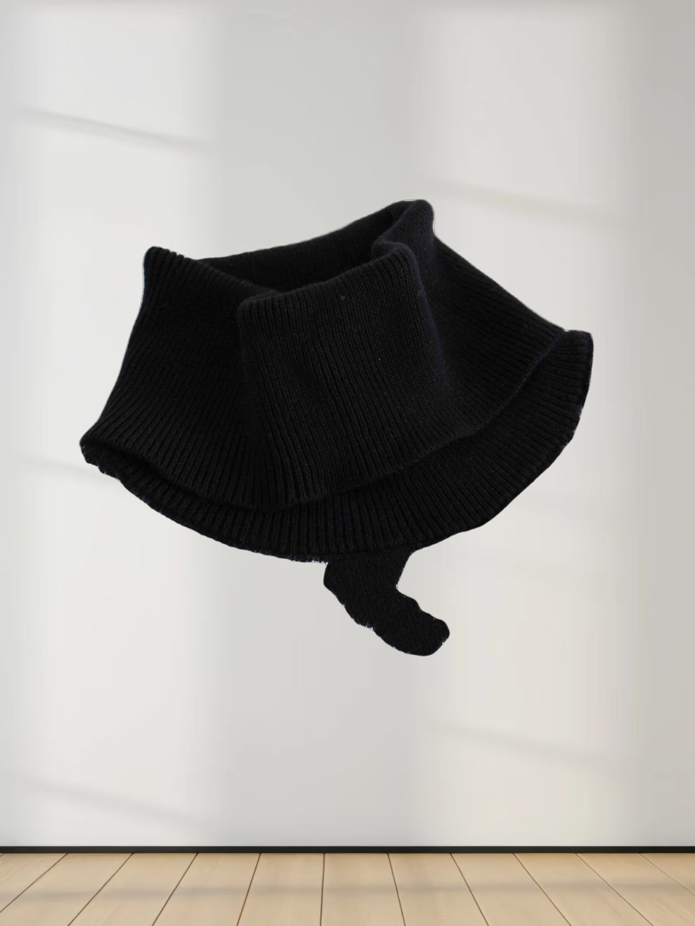 Reptile Print Sweater-Black/White