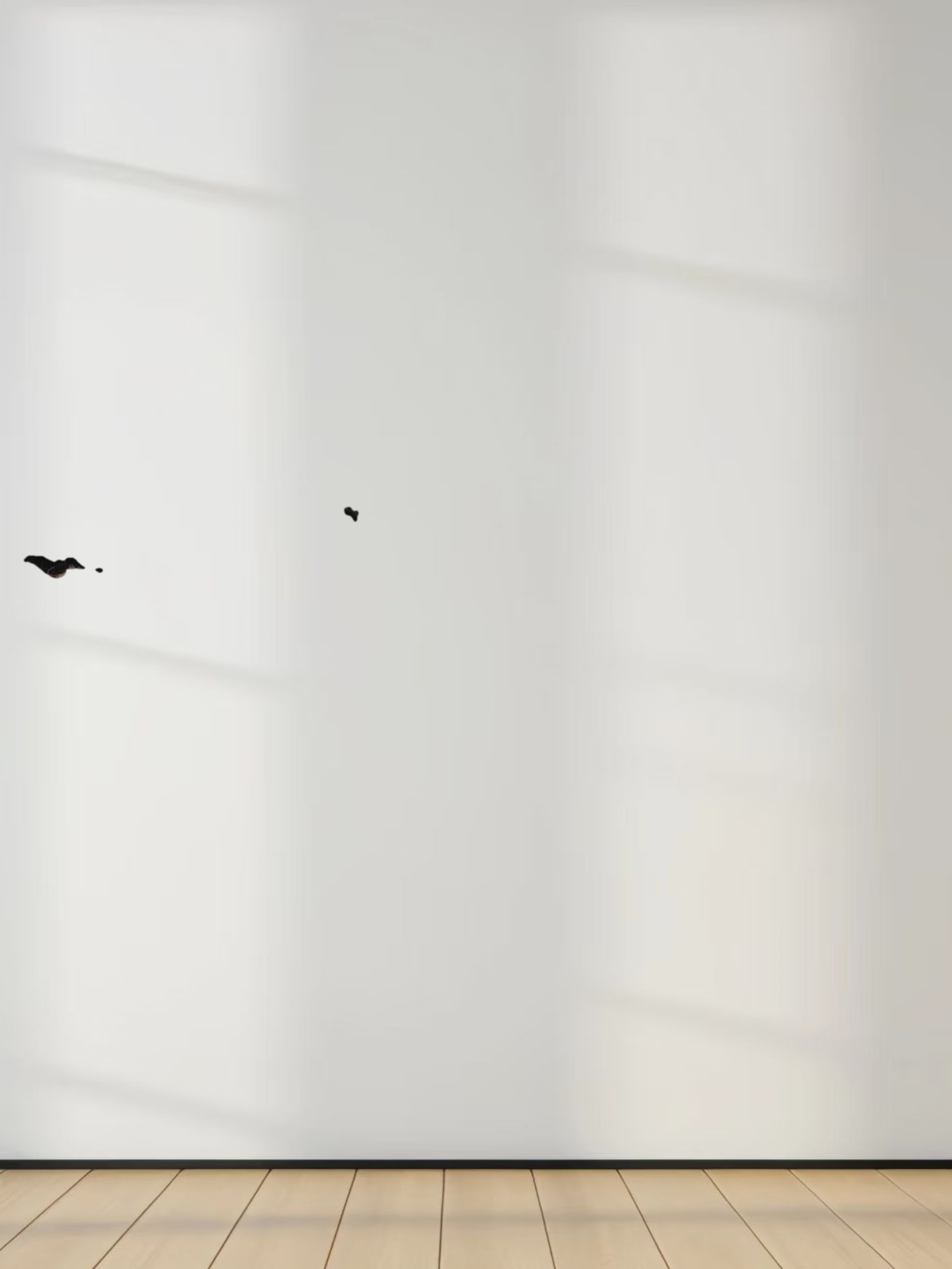 Center Diamond Sweater-Ivory/Black