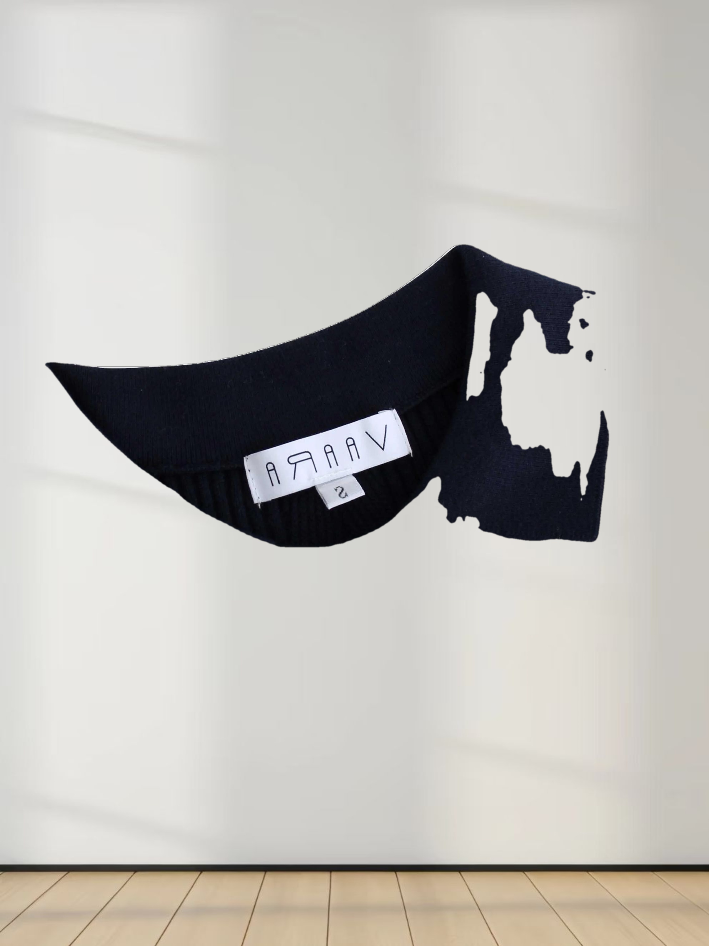 Center Design Sweater-Navy