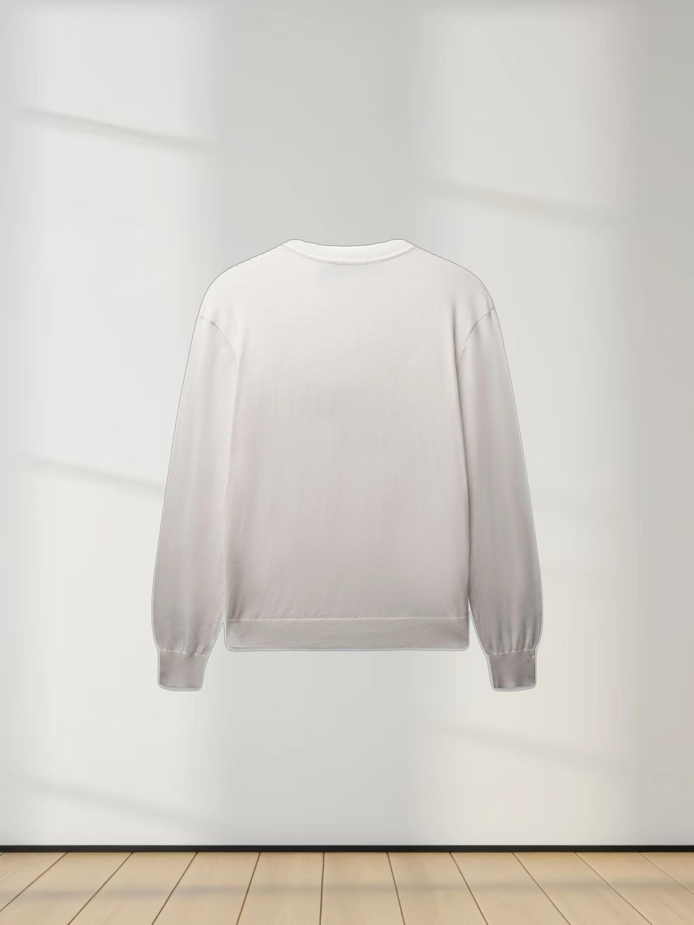 High V Lightweight Sweater-White