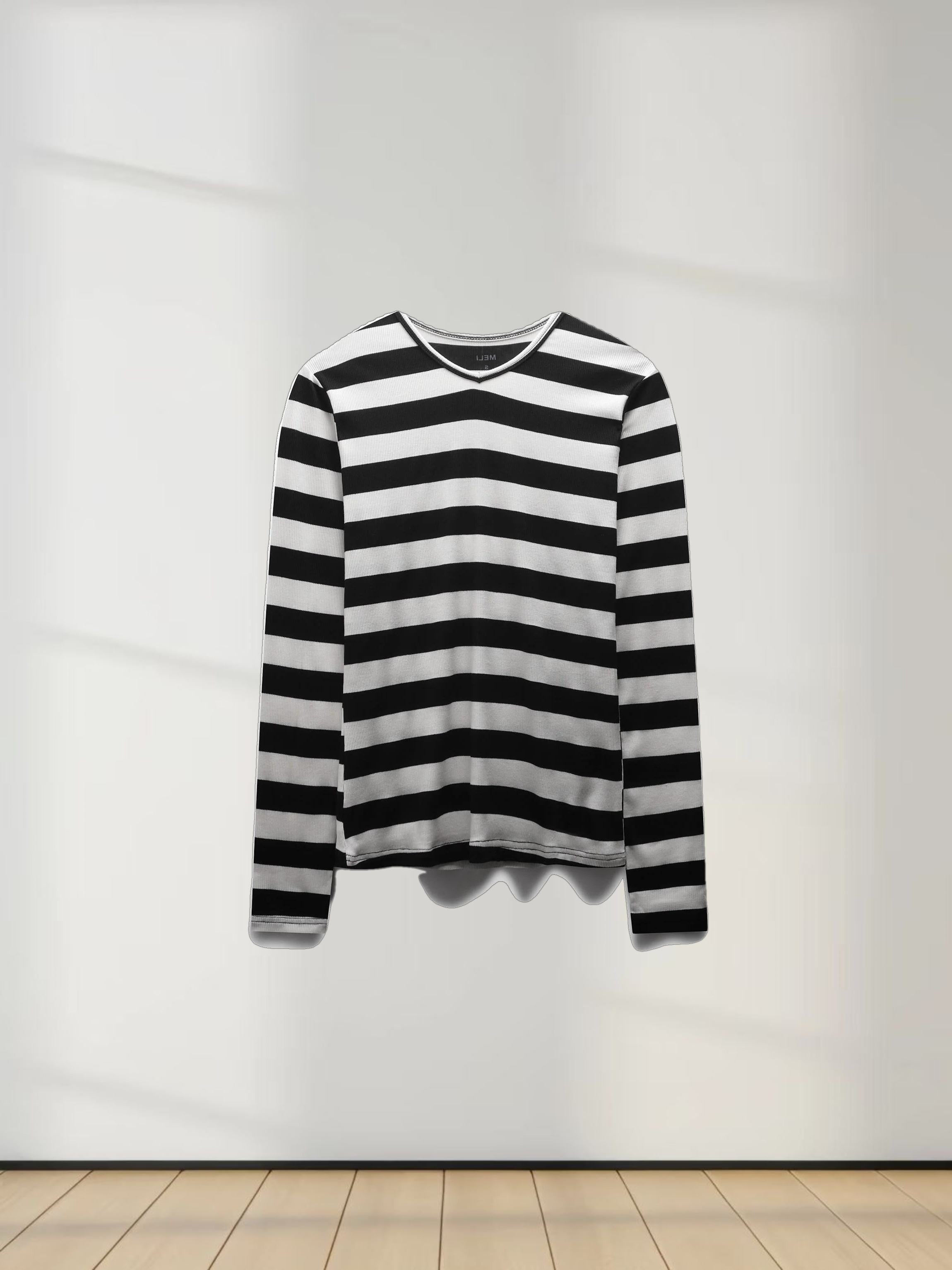 Ribbed Striped High V Tee Long Sleeve-White/Black