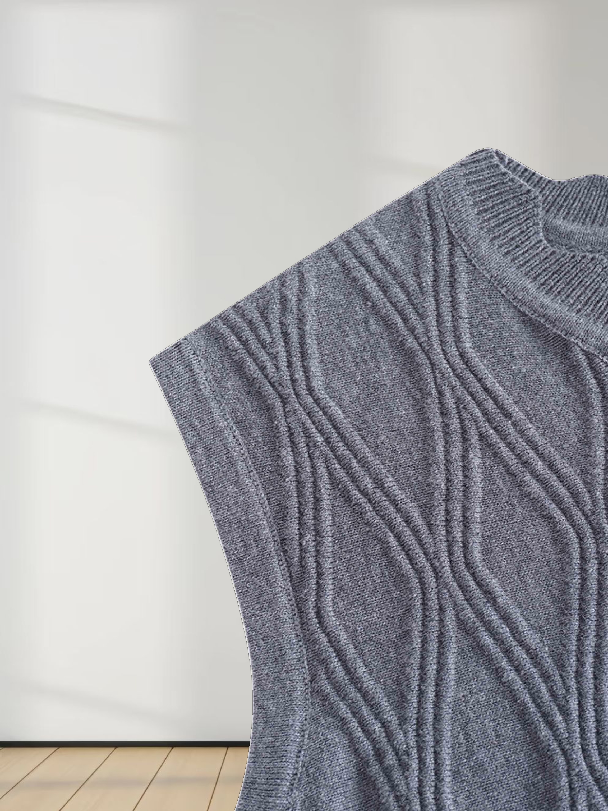 Scalloped Sleeveless Crew Neck Sweater-Heathered Grey