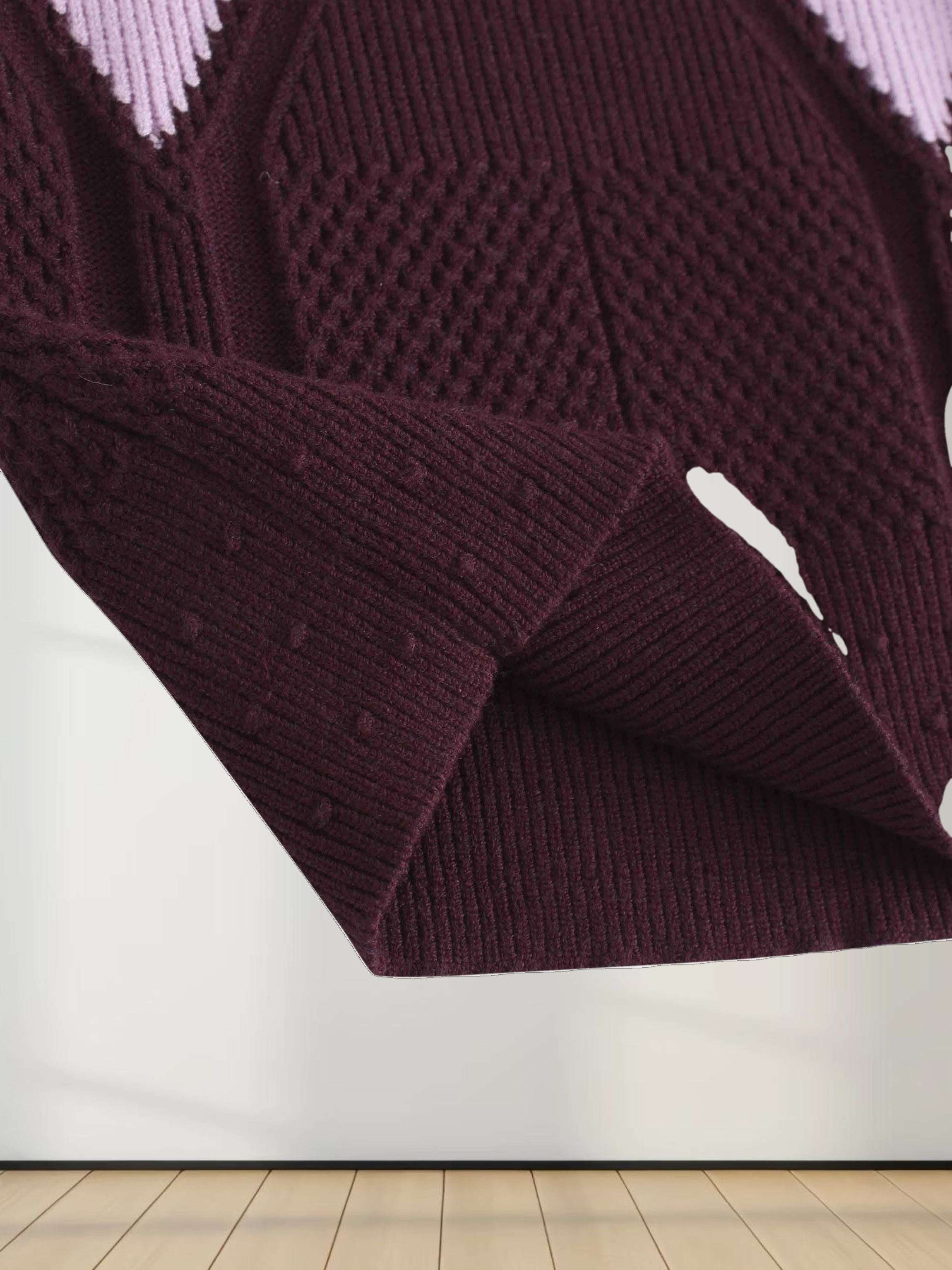 Center Diamond Sweater-Wine/Lilac