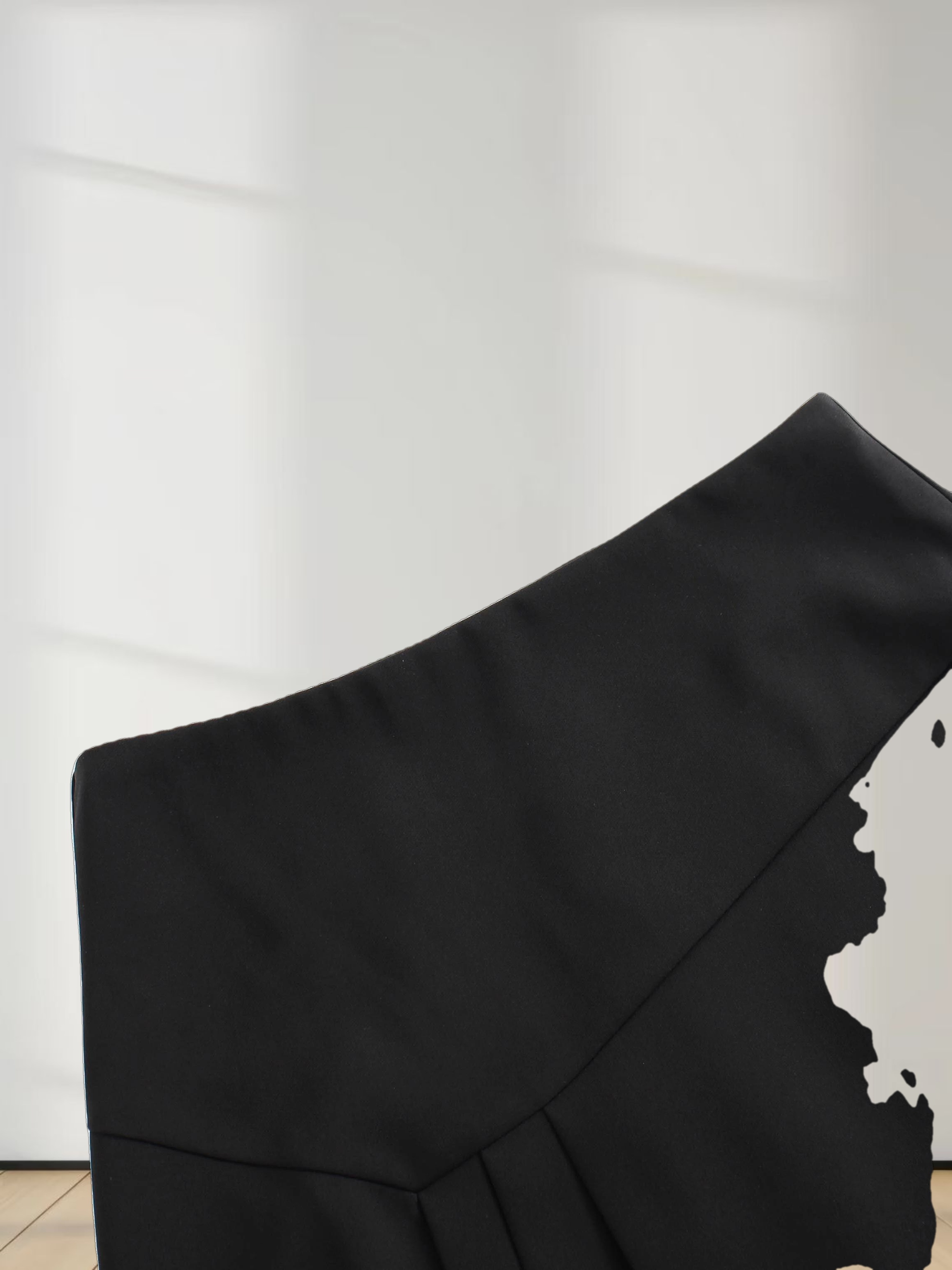 Side Pleat A-Line Short Skirt-Black