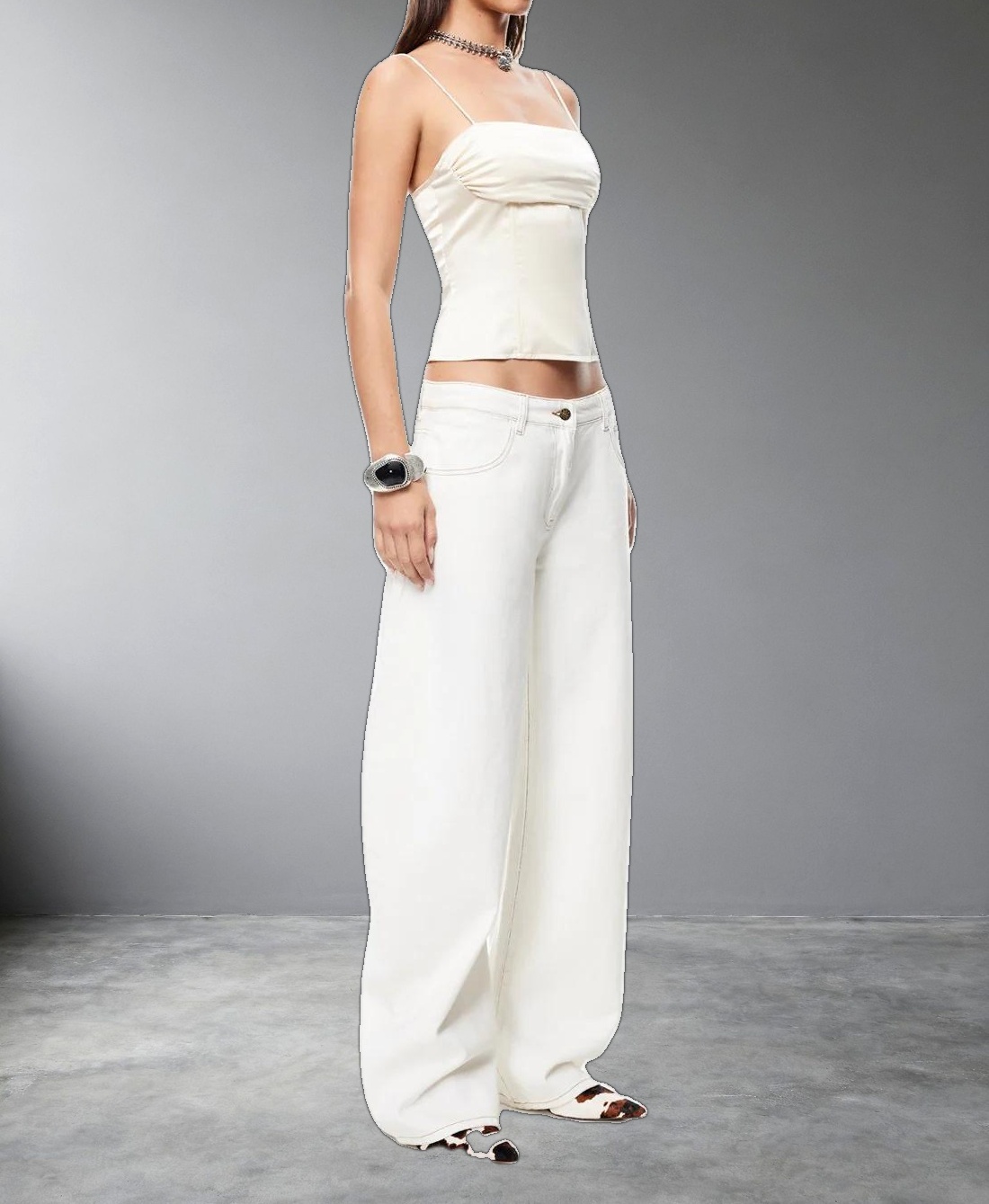 HORSESHOE JEAN - PORCELAIN