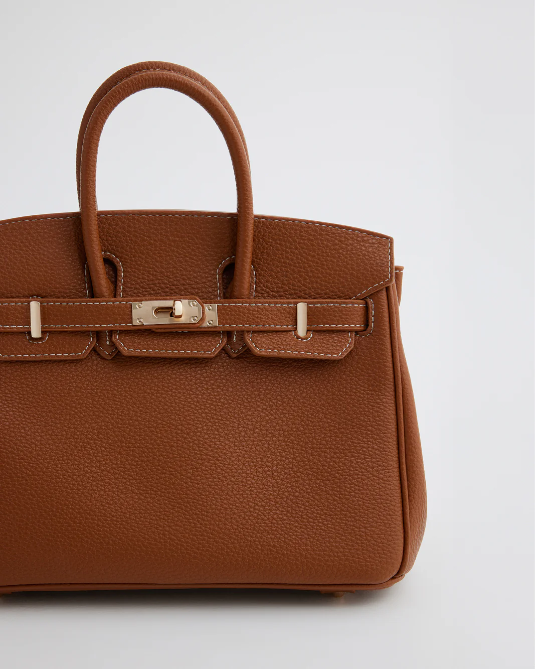 HAMPTON HANDLE BAG - TAN PEBBLE