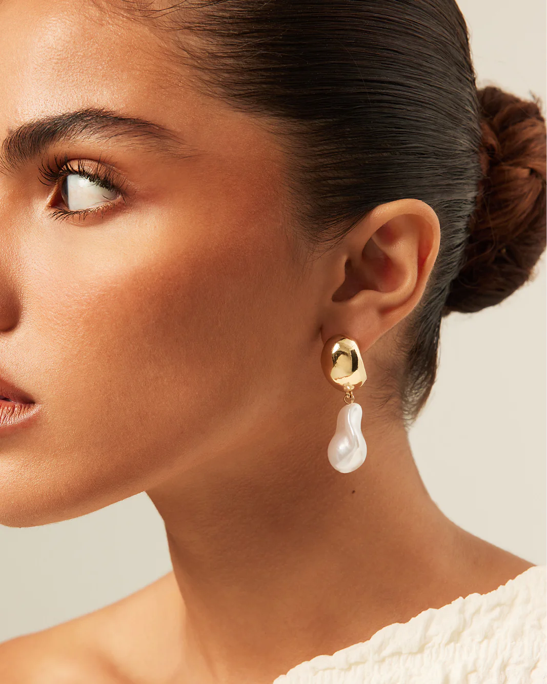 ELLE EARRING - GOLD-PEARL