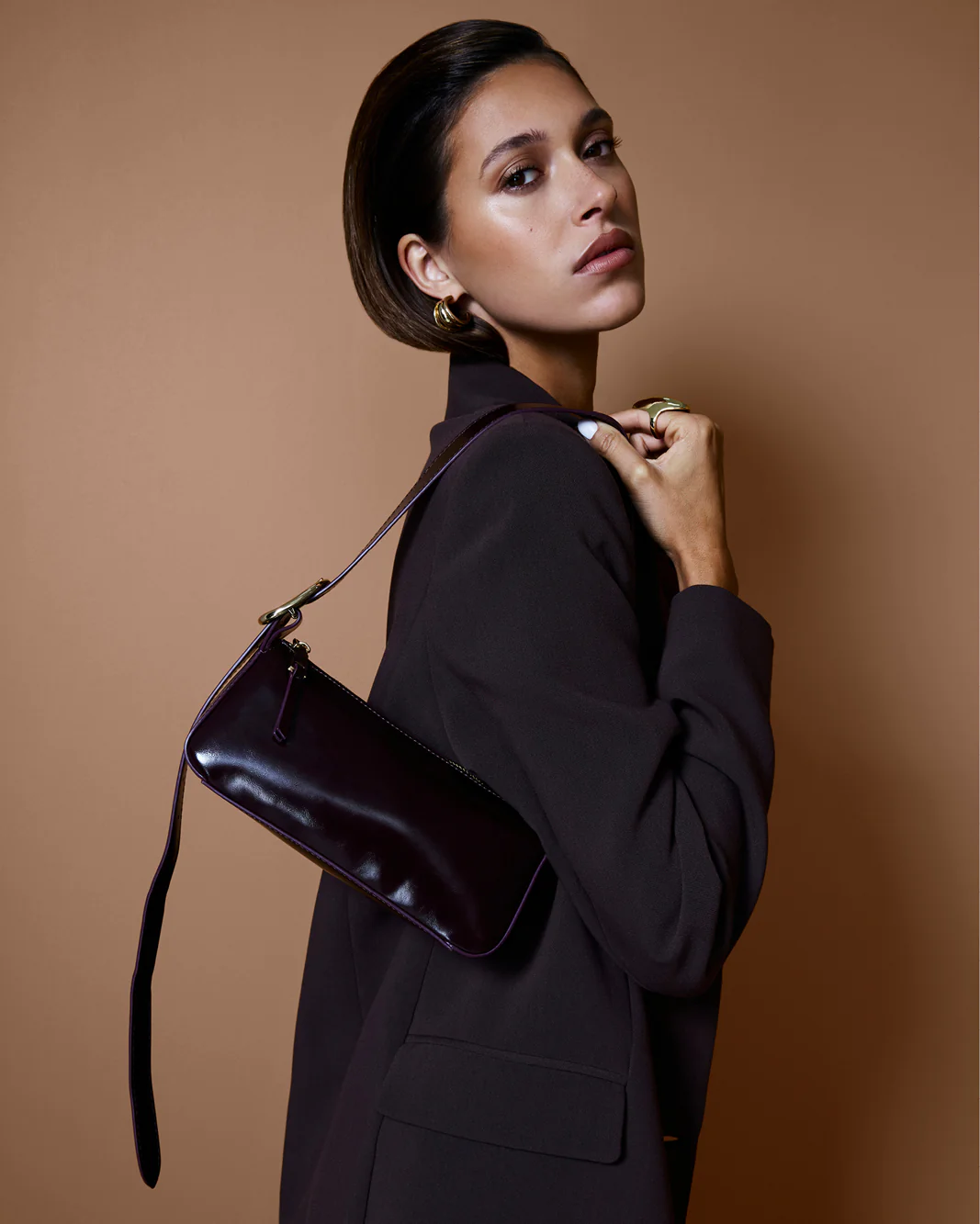 HAILEY SHOULDER BAG - MERLOT SHINE