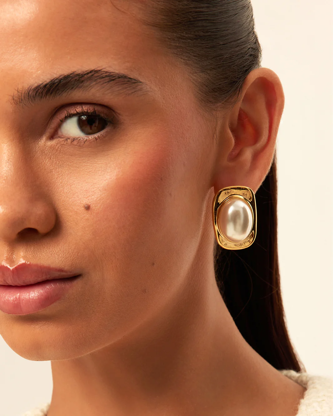 SADIE EARRINGS - GOLD-PEARL