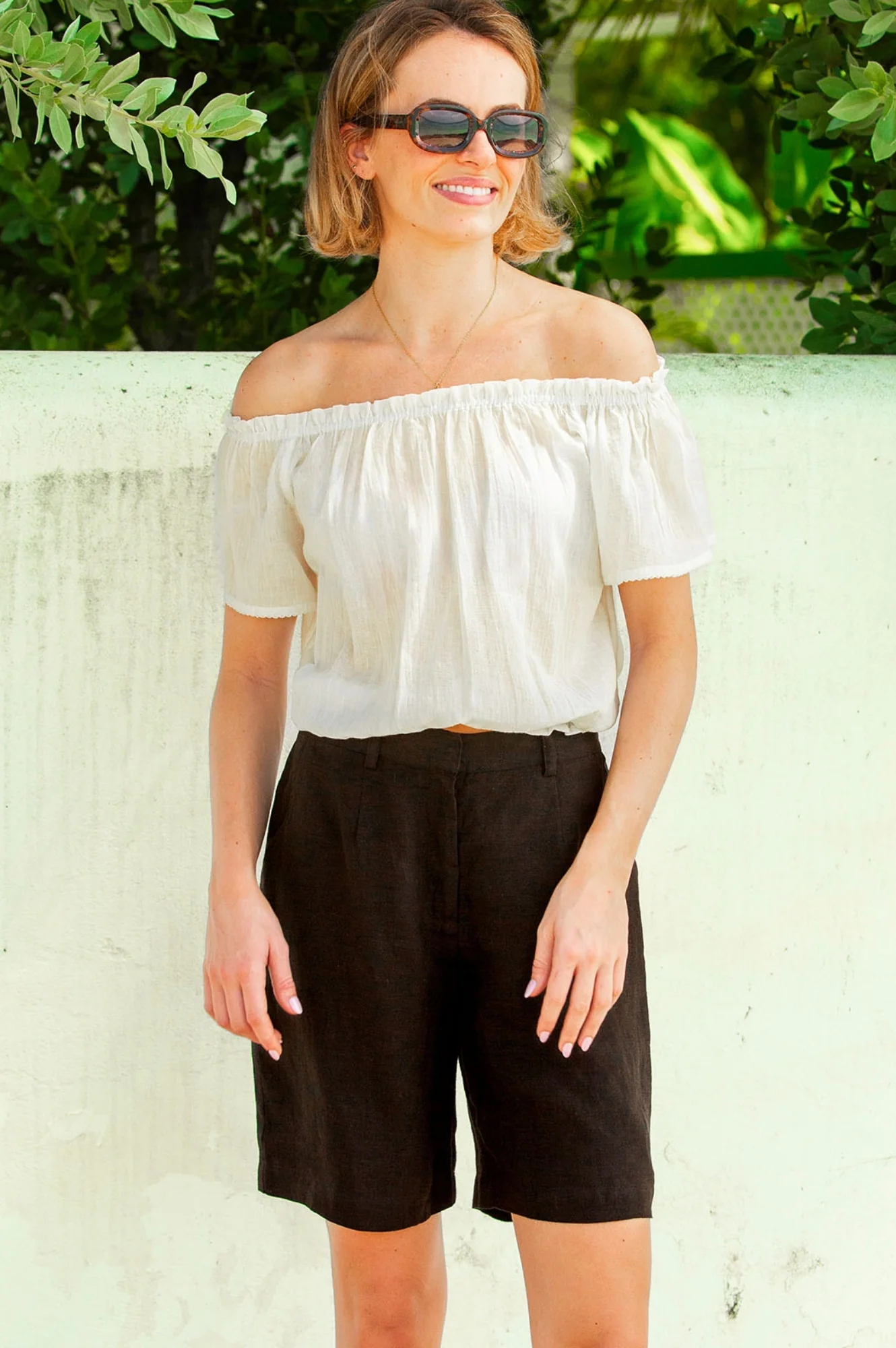 Alexandra Long Linen Shorts | Black