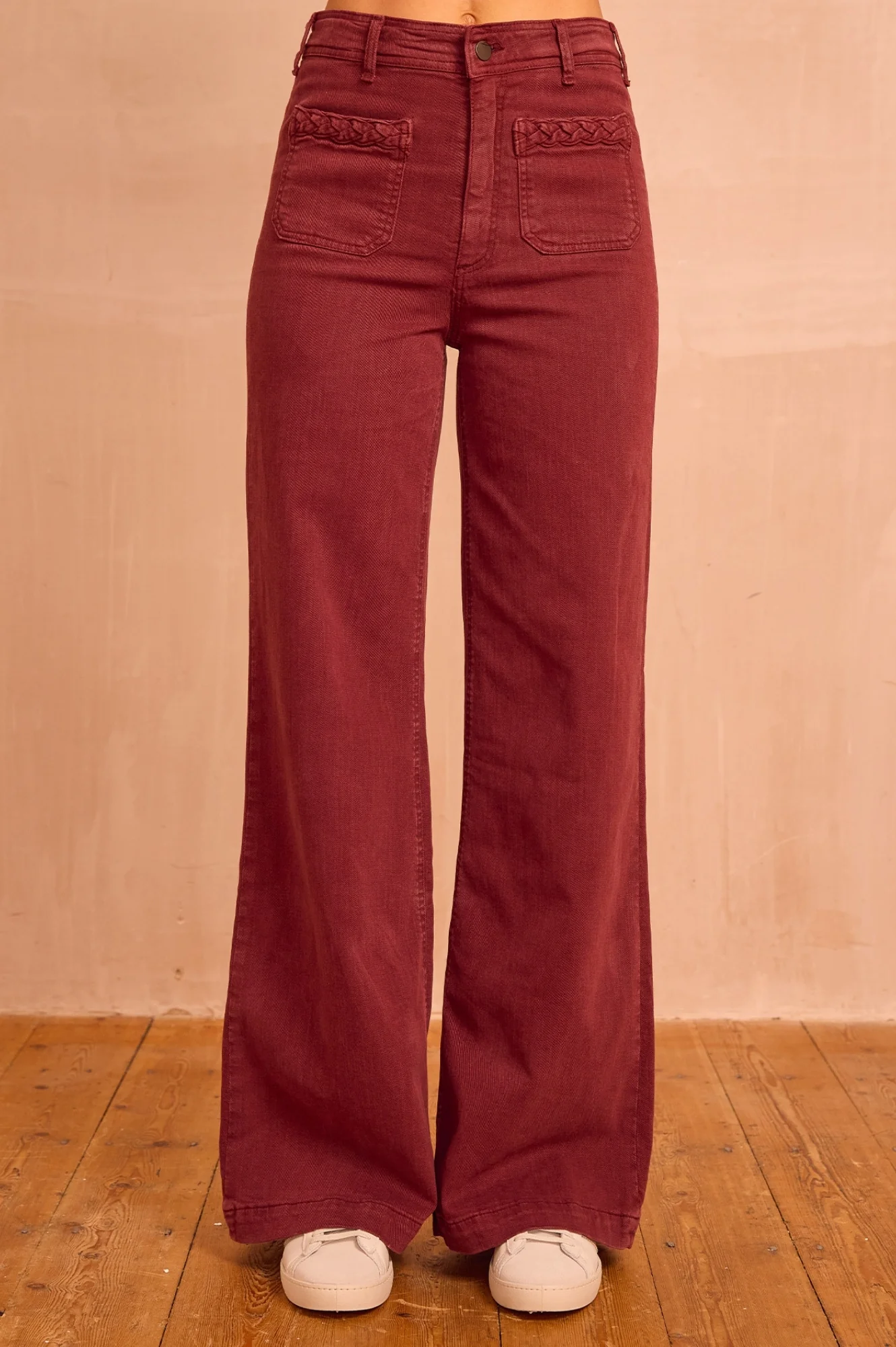 MAISON HOTEL Capuleto Giulietta Jean | Burgundy