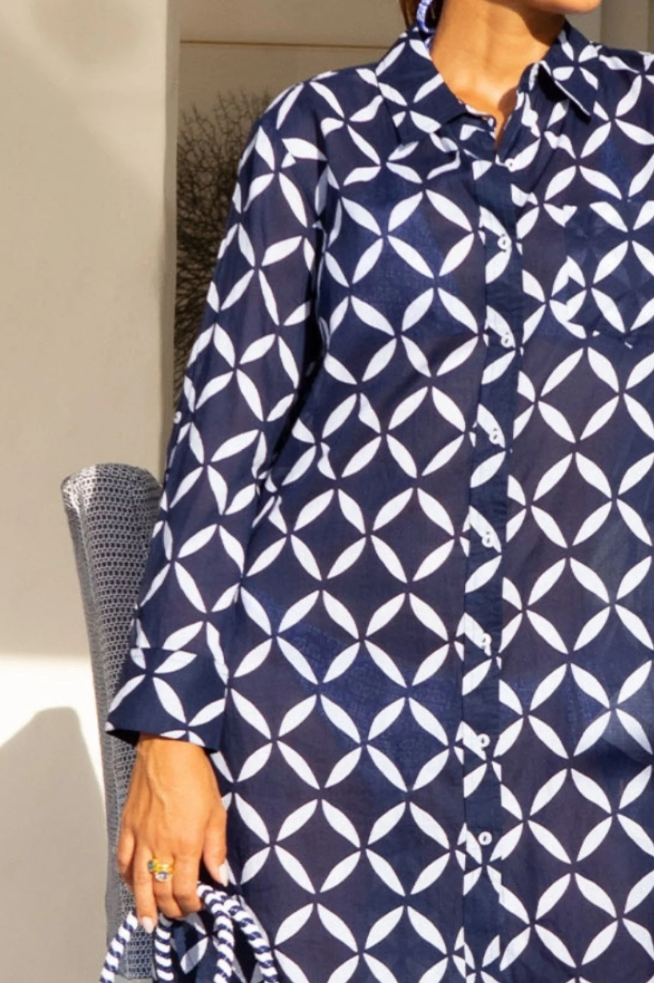 Saffron Organic Cotton Beach Shirt | Shibori Navy/White