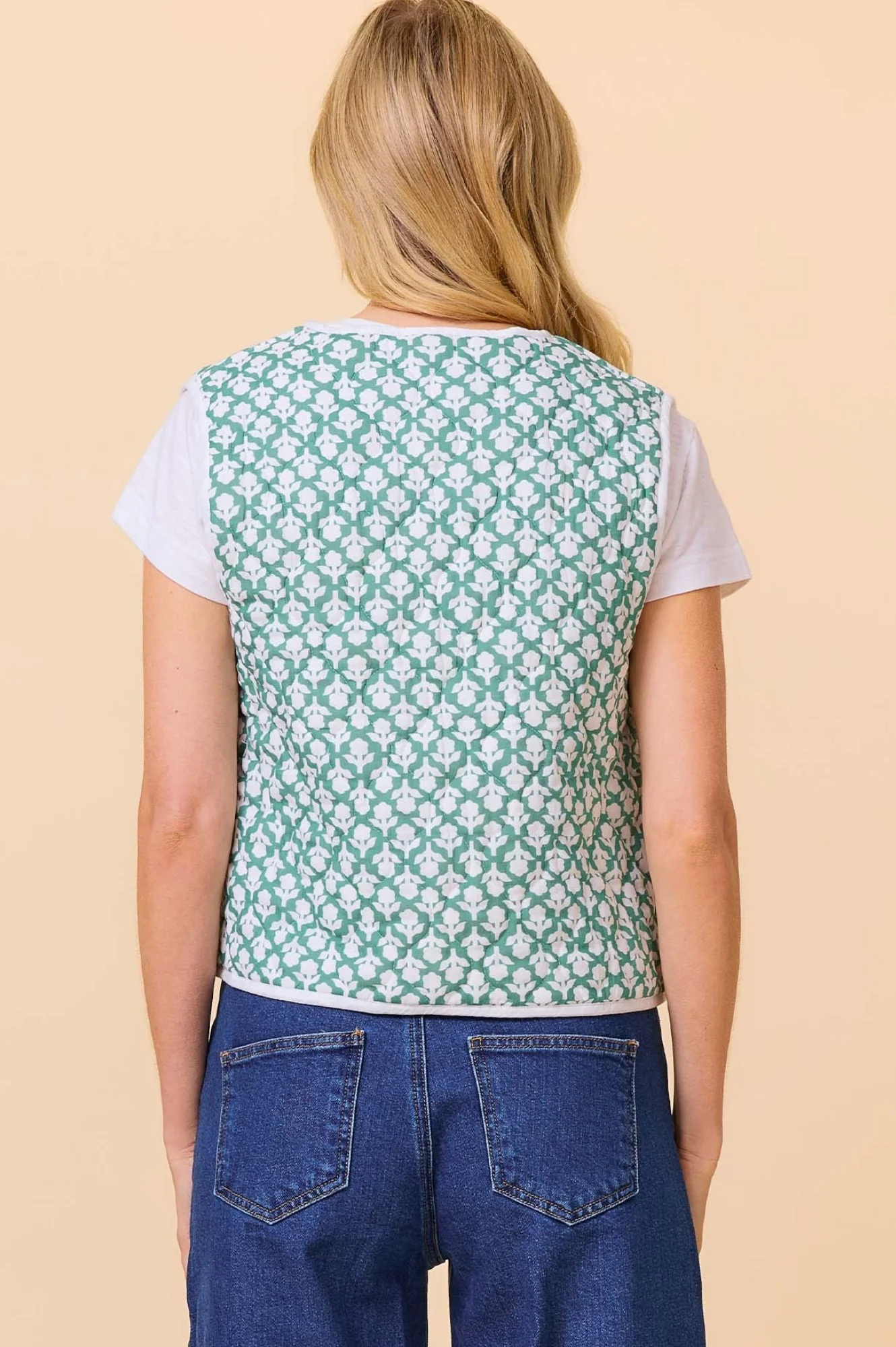 Arlo Quilted Organic Cotton Gilet | Flower Stamp Sage/White