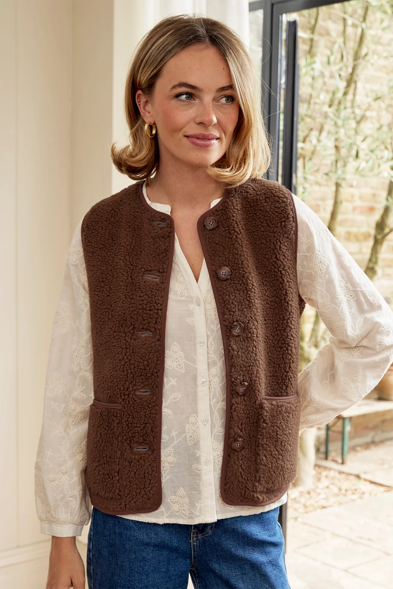 Borg Wool Blend Gilet | Chocolate