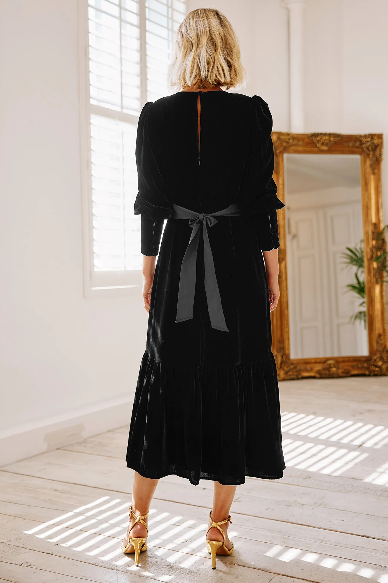 Esmee Velvet Dress | Black