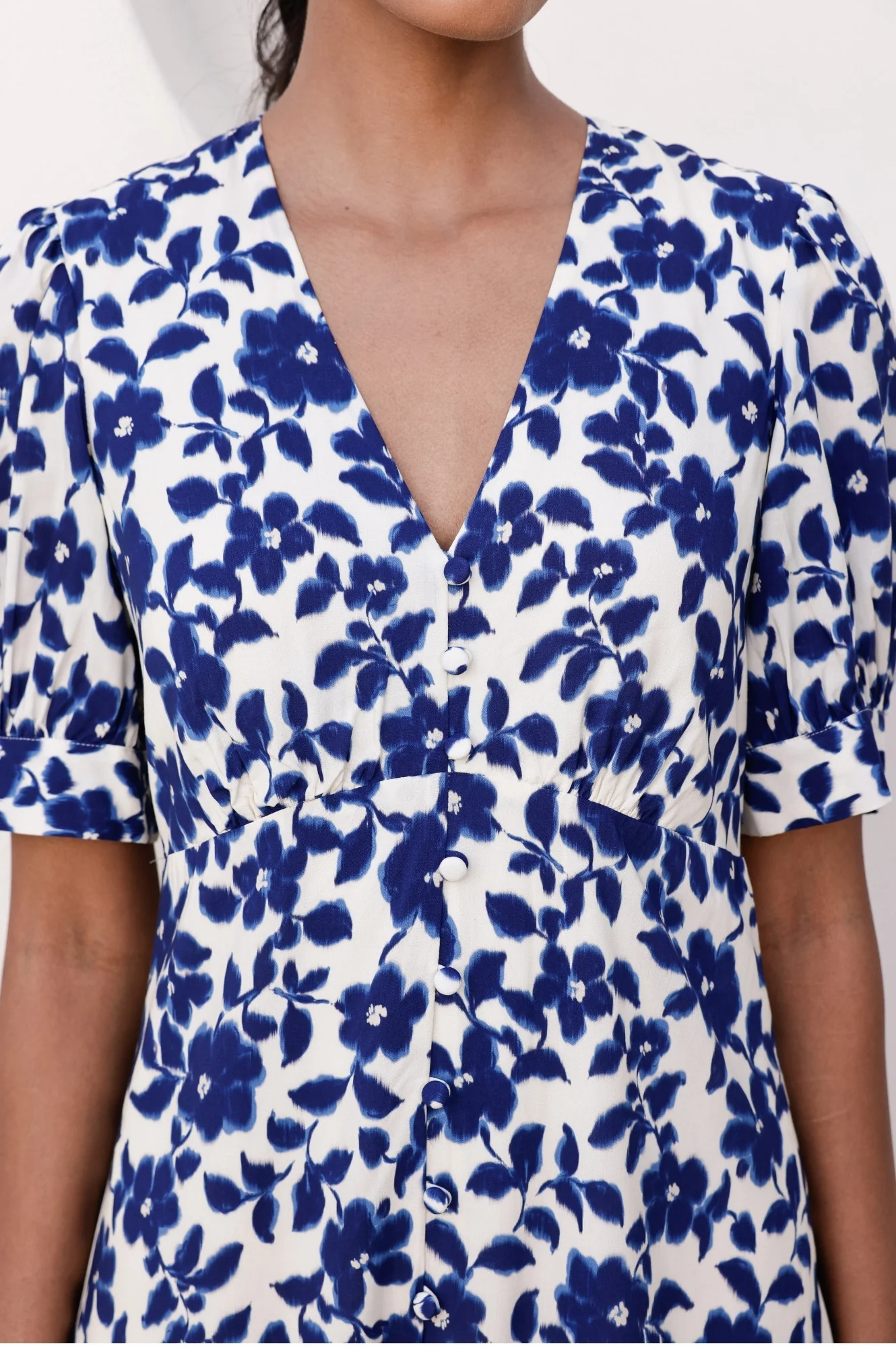 Anne Tea EcoVero™ Dress | Blossom Cream/Navy