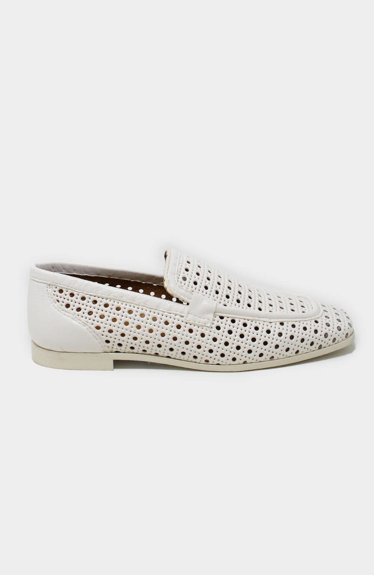 ALPE Zoe Loafers | Ecru