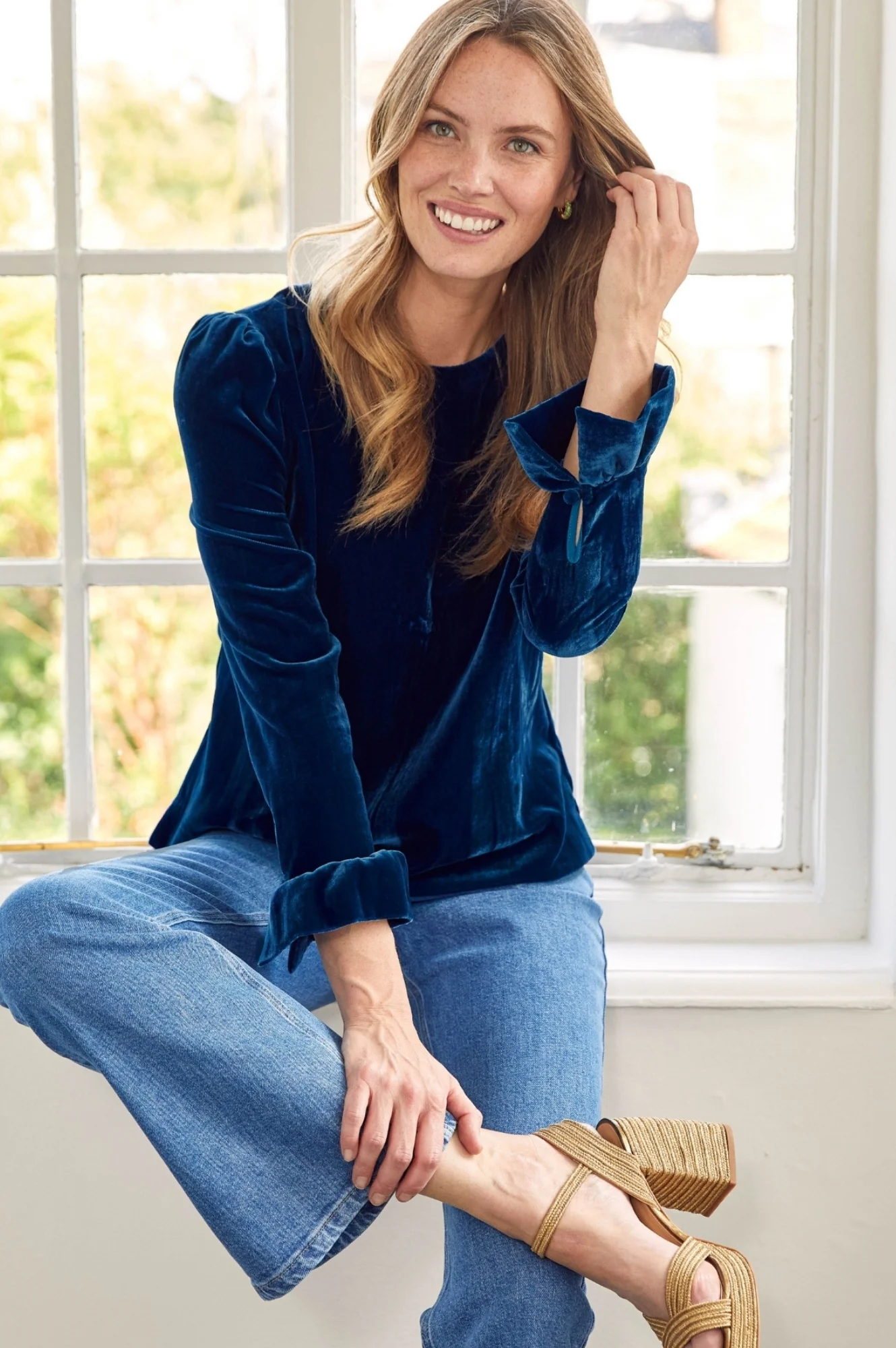 Victoria Velvet Top | Blue Sapphire