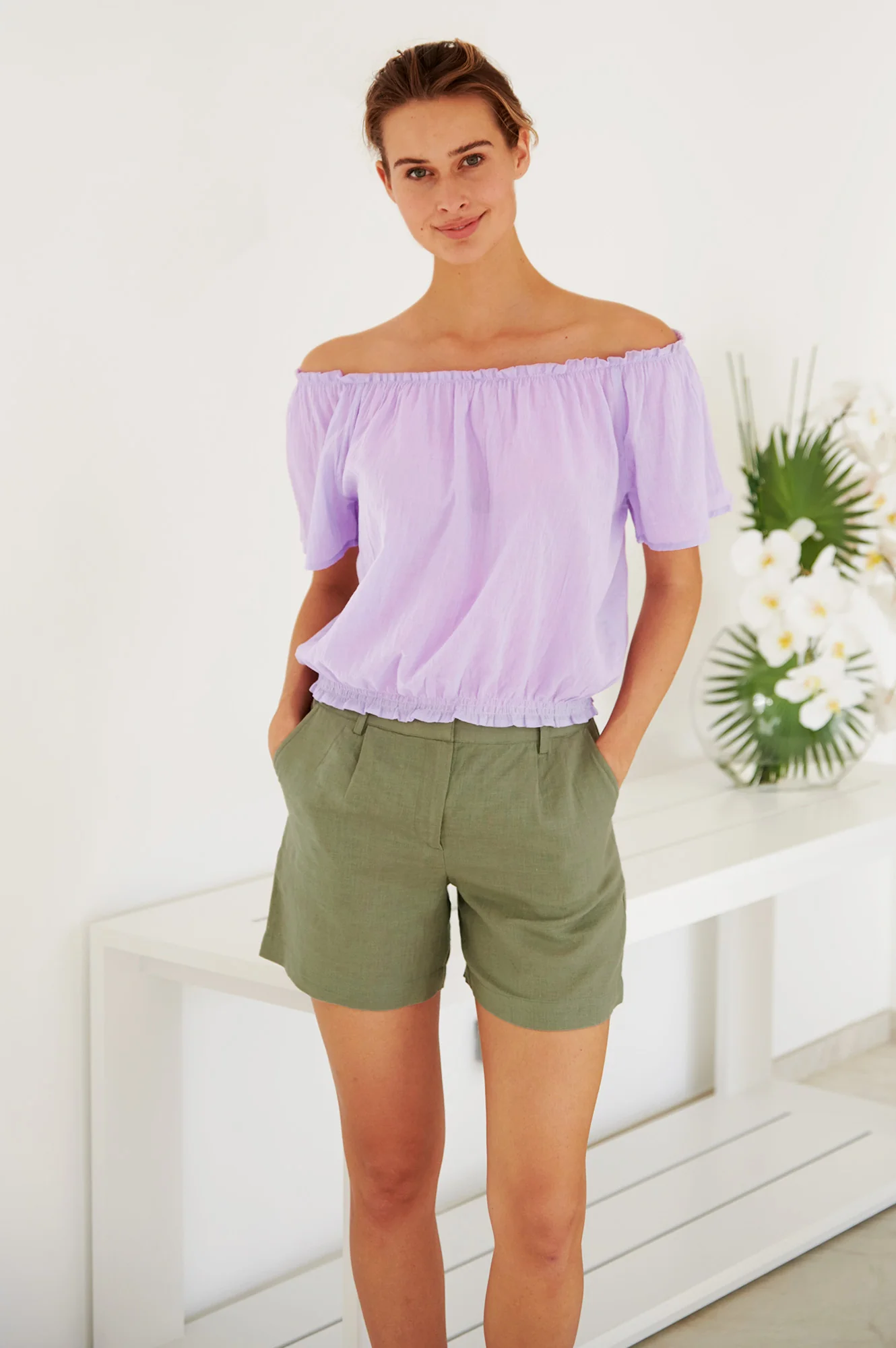 Alexandra Short Linen Shorts | Khaki