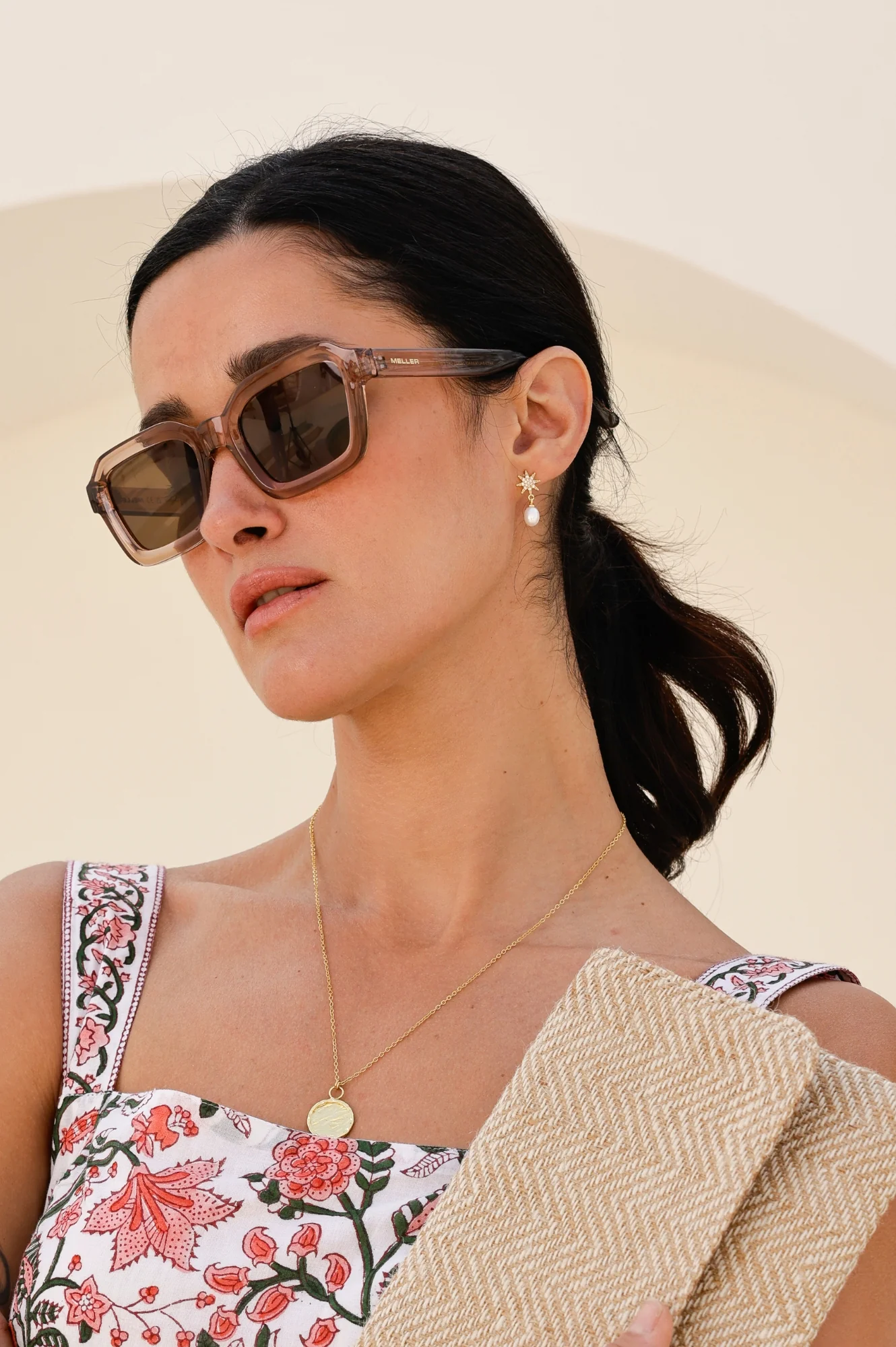 ASHIANA Misha Earrings | Pearl/Gold