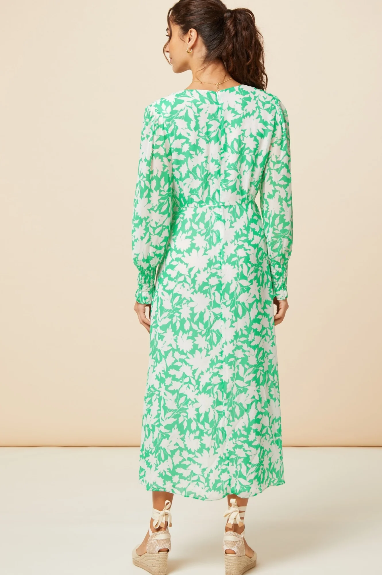 Long Sleeve Sally Anne Dress | Clematis Vines Green/Ivory
